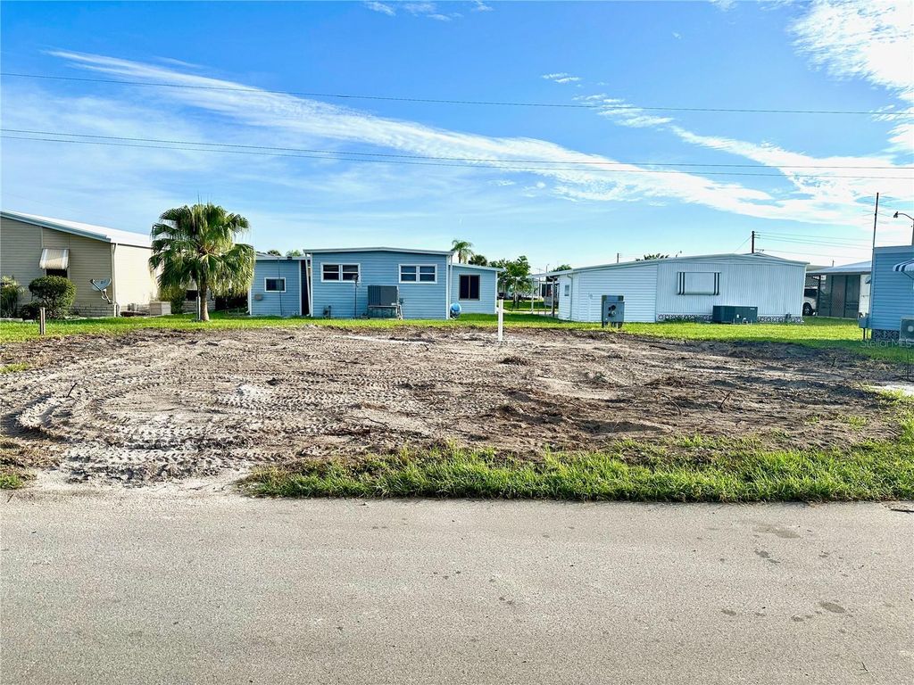Photo of 155 Maui Drive, Palmetto, FL 34221 (MLS # A4574586)