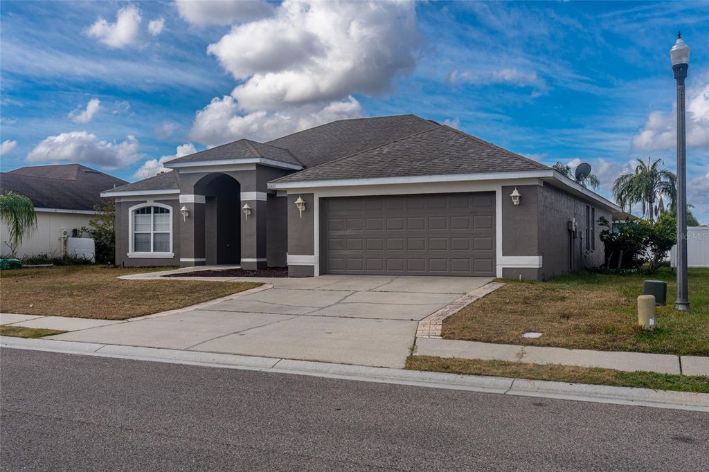 Photo of 6940 Bently Drive, Lakeland, FL 33809 (MLS # S5142450)