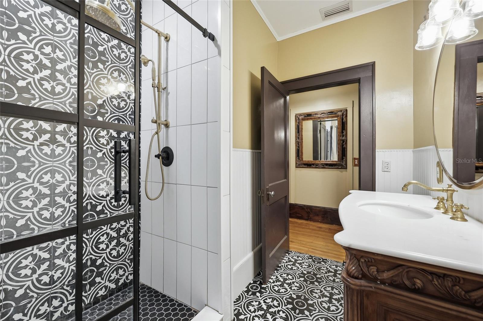 G.M.WHETSTONE EST.ADDN TO H.S. - Residential