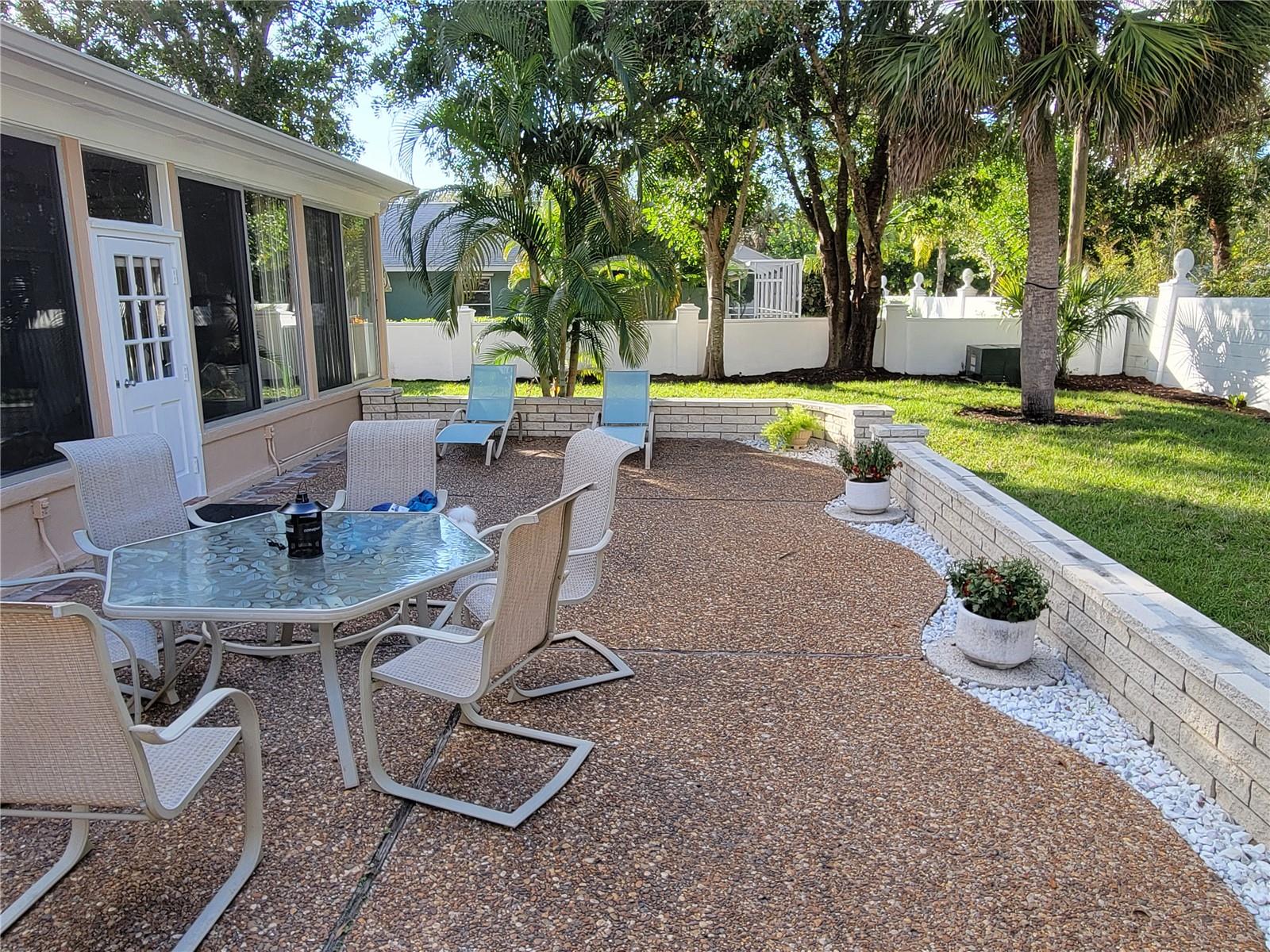 ENGLEWOOD GOLF COURSE - Residential Lease