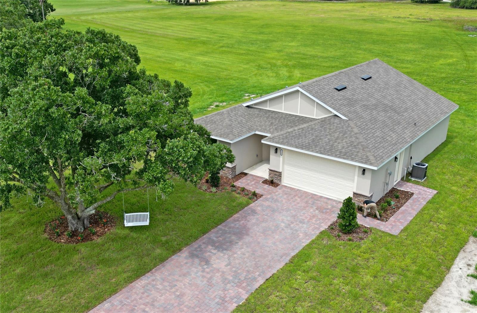 7190 GOLF CLUB DRIVE