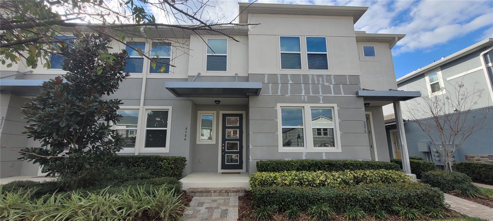 Located in the sought-after Horizon West community, this spacious townhome is sure to impress! Boasting 3 bedrooms, 2.5 bathrooms, and a 2-car garage, this home offers both style and comfort. The first floor features an open-concept layout with beautiful tile flooring, creating a seamless flow between the kitchen, family room, and dining area. The kitchen is a chef's dream, with a large island, stainless steel appliances, and a full view of the living and dining spaces—perfect for entertaining.
Step outside to the screened and fenced brick-paver patio, an ideal spot for relaxing or hosting guests. Upstairs, you’ll find three generously sized bedrooms and two full bathrooms. The master suite offers a spacious in-suite bathroom with dual sinks and a large walk-in closet. For added convenience, the laundry room is also located on the second floor. A smart thermostat helps keep utility costs low.
This community offers a range of resort-style amenities, including a clubhouse, pool, fitness center, splash pad, and playground. Enjoy the serene walking trails that wind through the natural surroundings—perfect for unwinding after a busy day. With plenty of local shopping, dining, and entertainment options, everything you need is just minutes away.
Located within an A+ school district, this home is zoned for Hamlin Elementary, Hamlin Middle, and Horizon High School.
