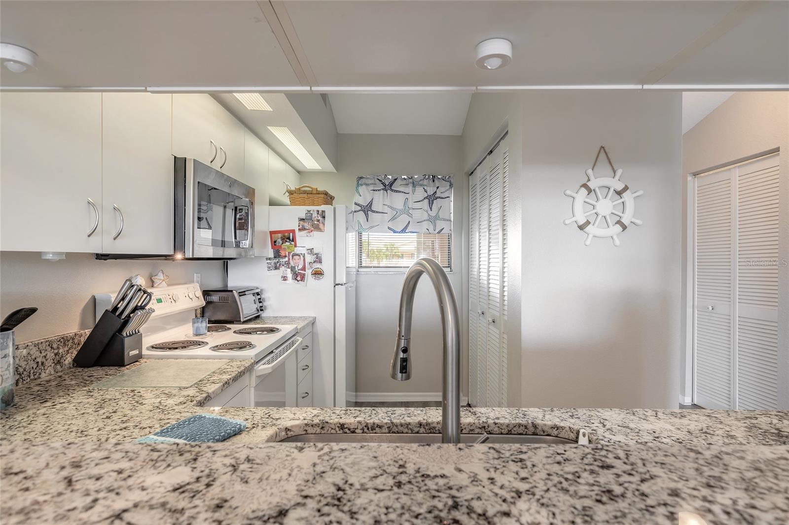 BOUCHELLE ISLAND CONDO - Residential