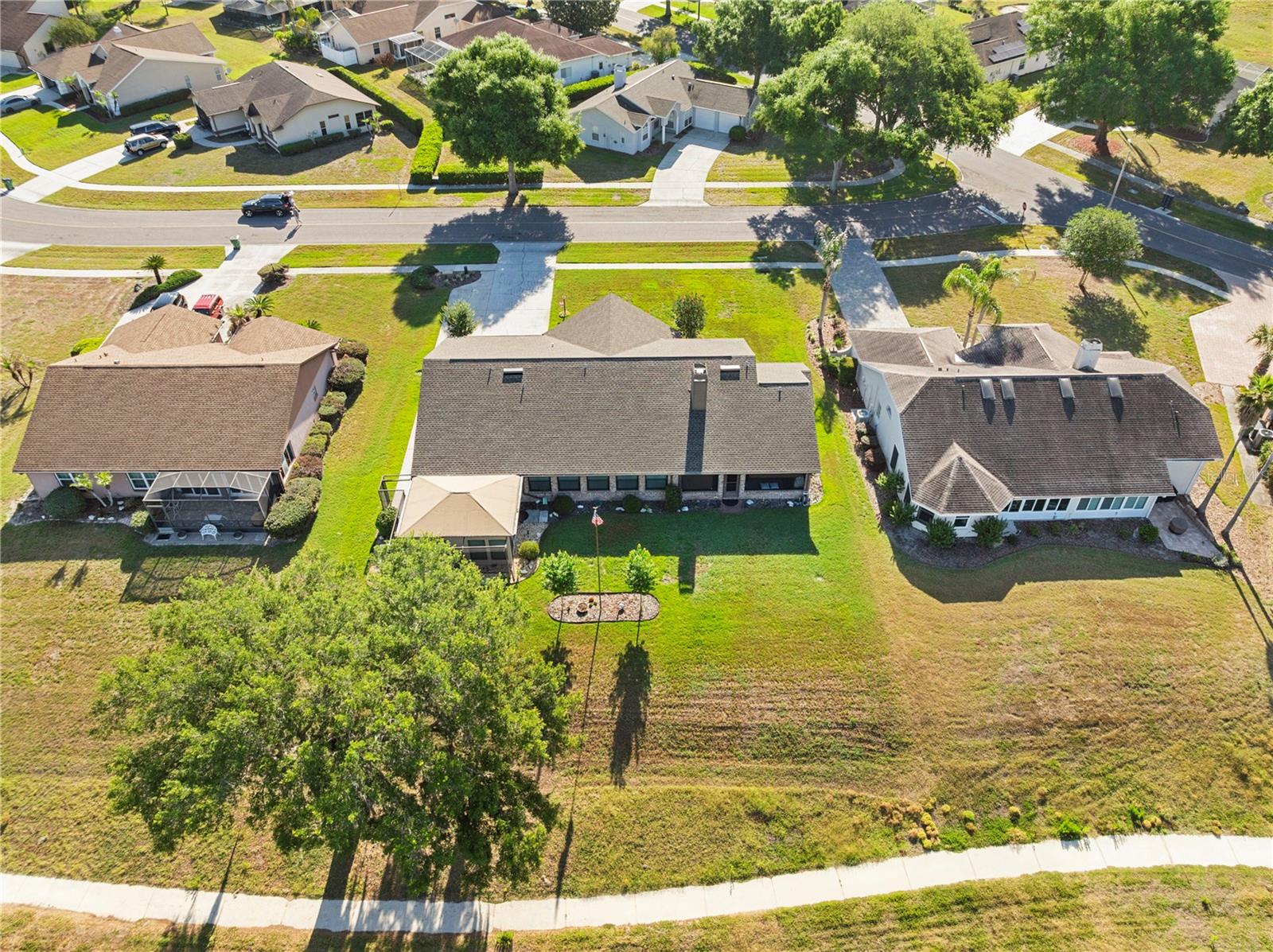 SILVER OAKS PH 01 - Residential