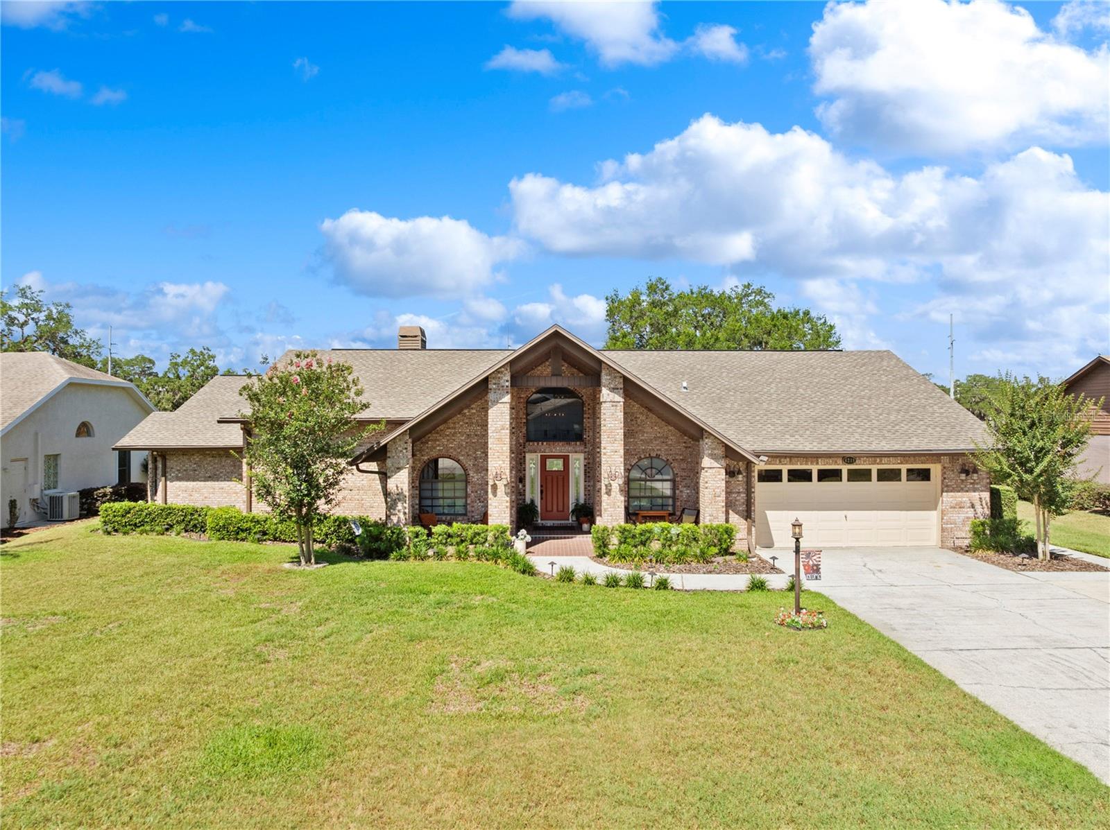 SILVER OAKS PH 01 - Residential