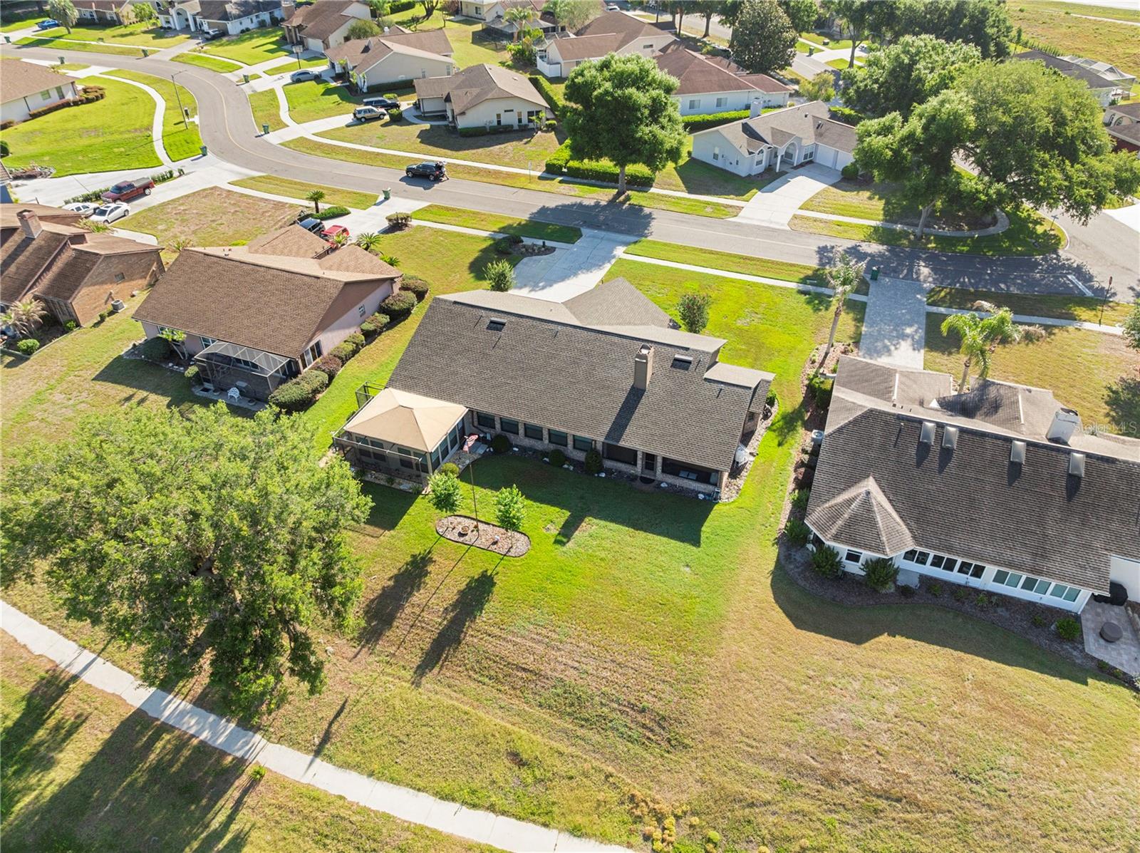 SILVER OAKS PH 01 - Residential