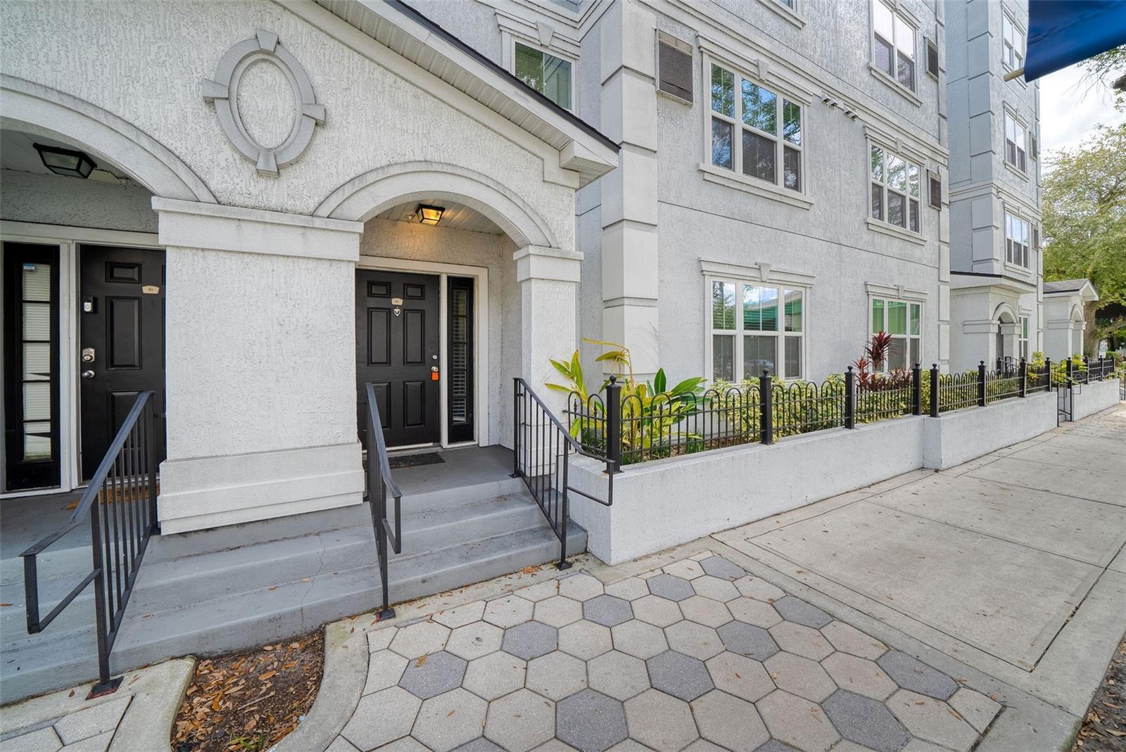 204 SOUTH STREET 1053