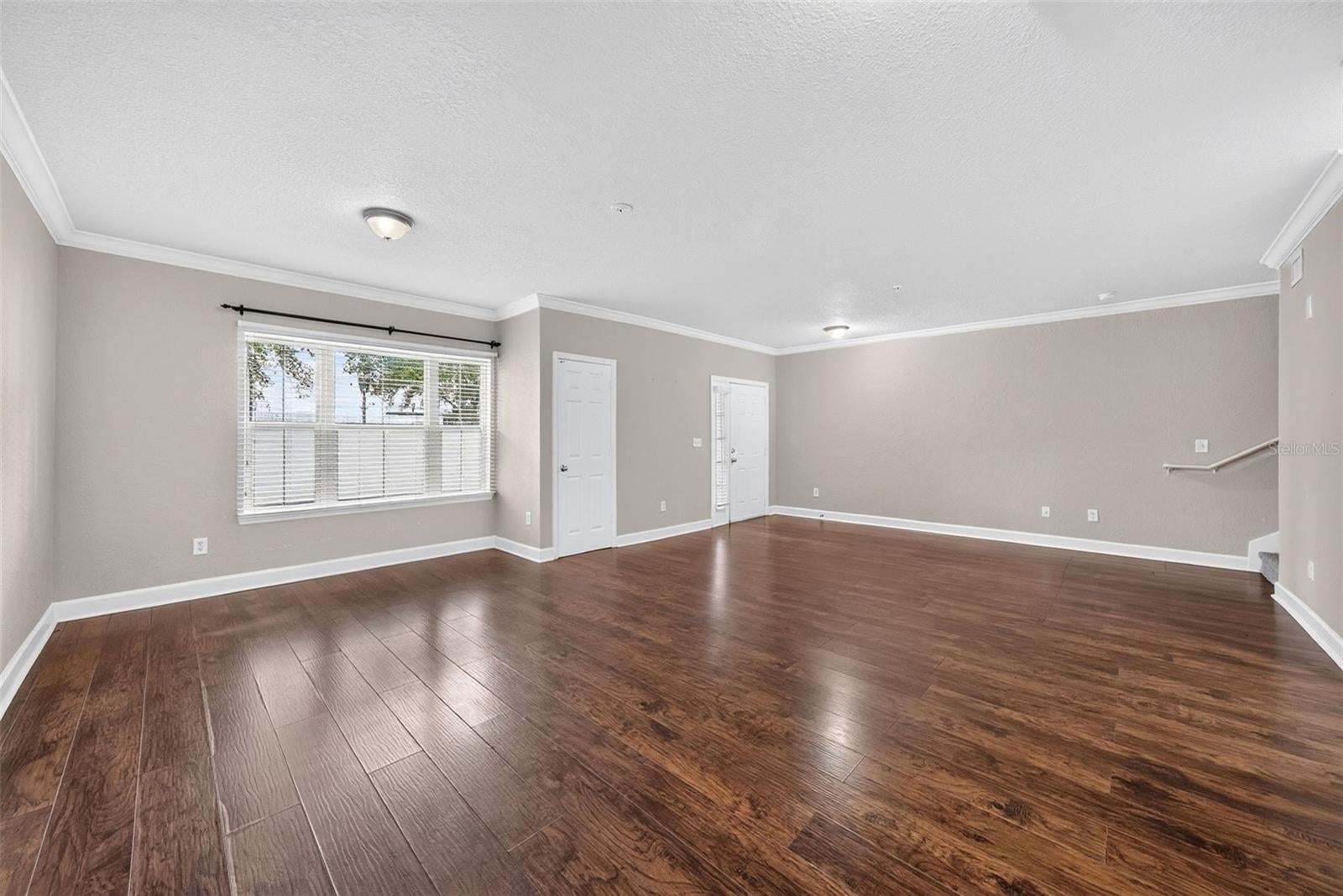 204 SOUTH STREET 1053
