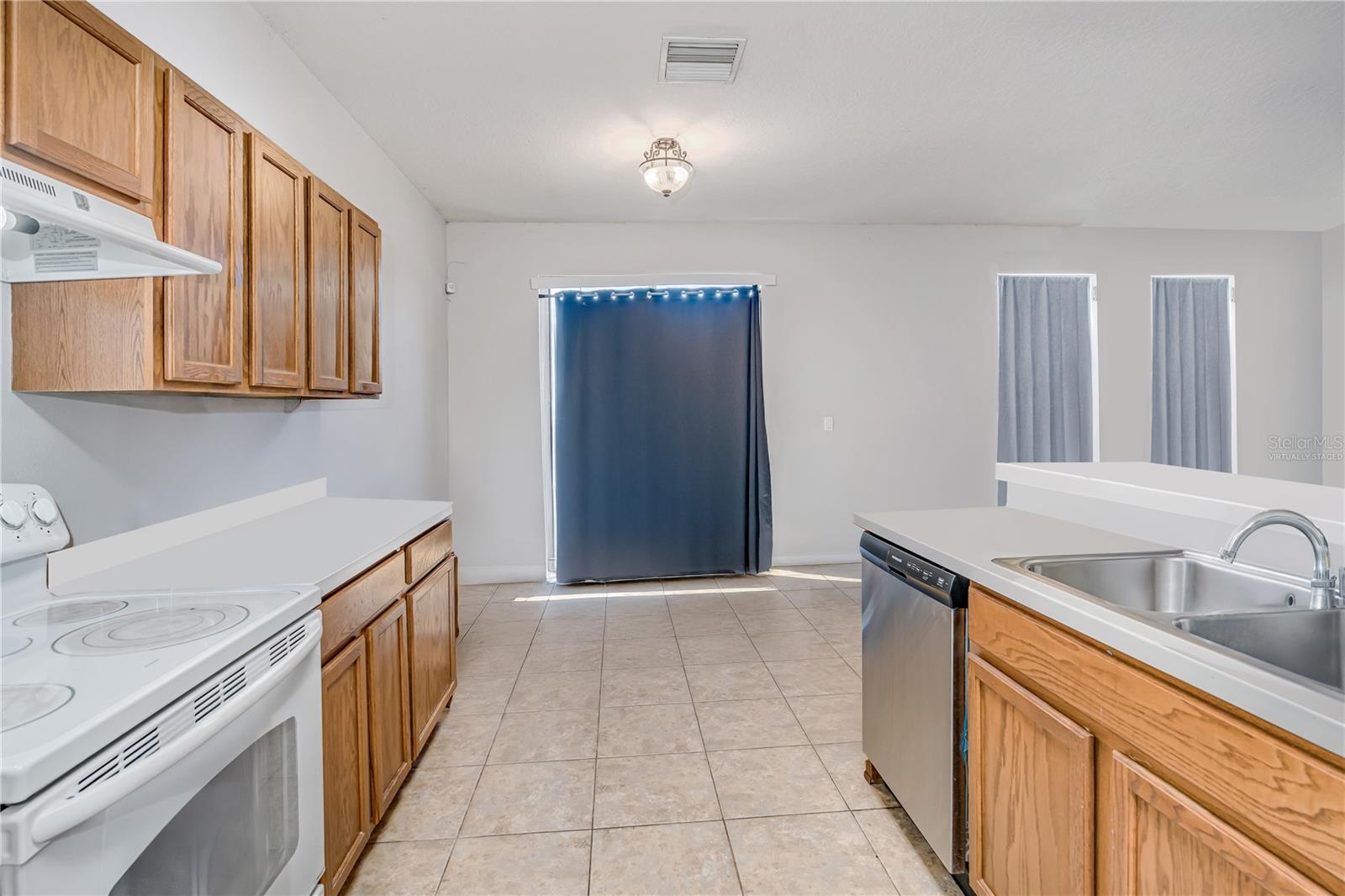 BAHIA LAKES PH 3 - Residential