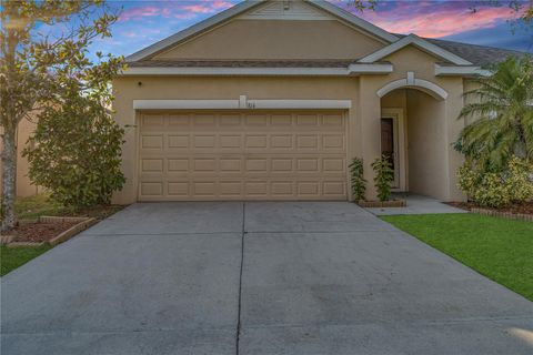 Photo of 814 Fern Leaf Drive, Ruskin, FL 33570 (MLS # TB8429164)
