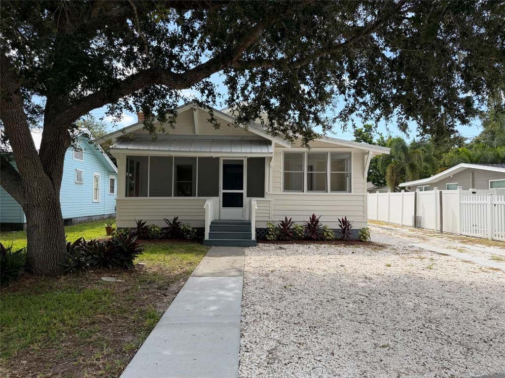 Photo of 1134 Pattison Avenue, Sarasota, FL 34237 (MLS # O6435780)