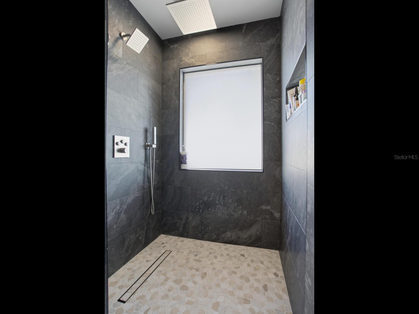 SOUTH CSWY ISLE YACHT CLUB 2ND ADD - Residential