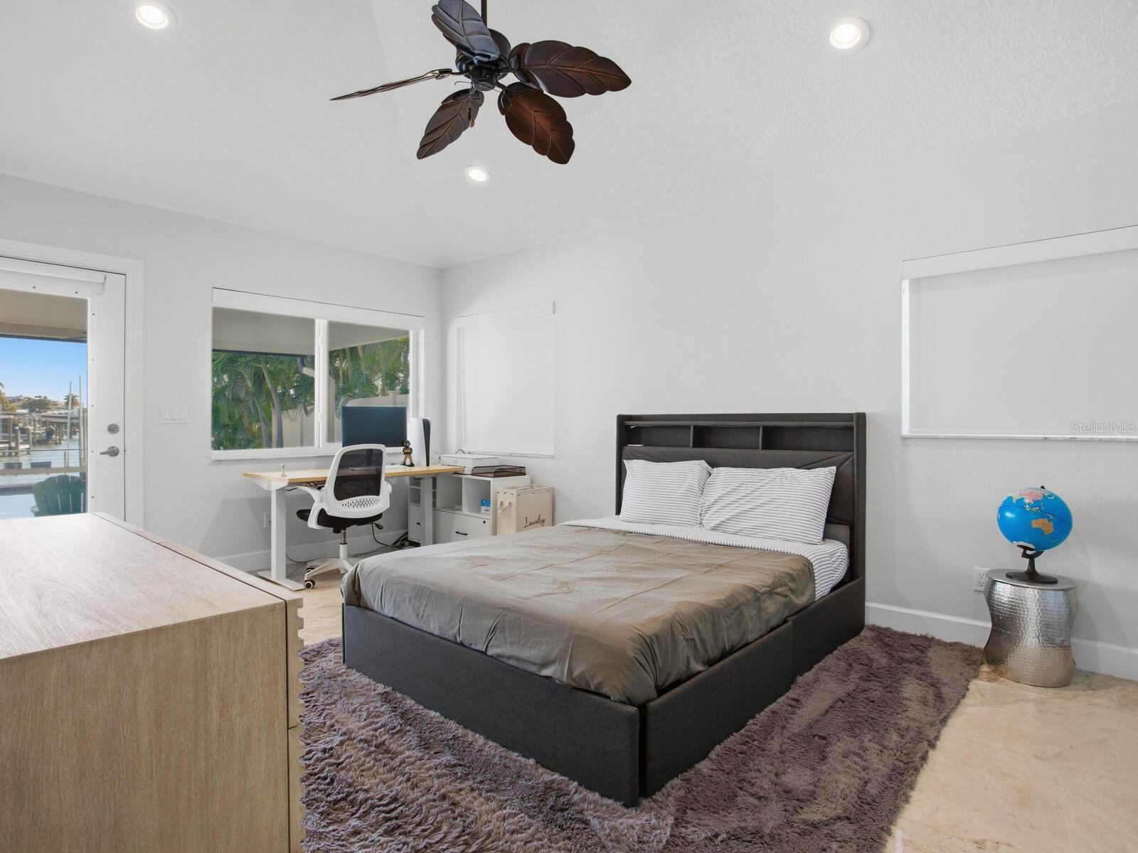 SOUTH CSWY ISLE YACHT CLUB 2ND ADD - Residential