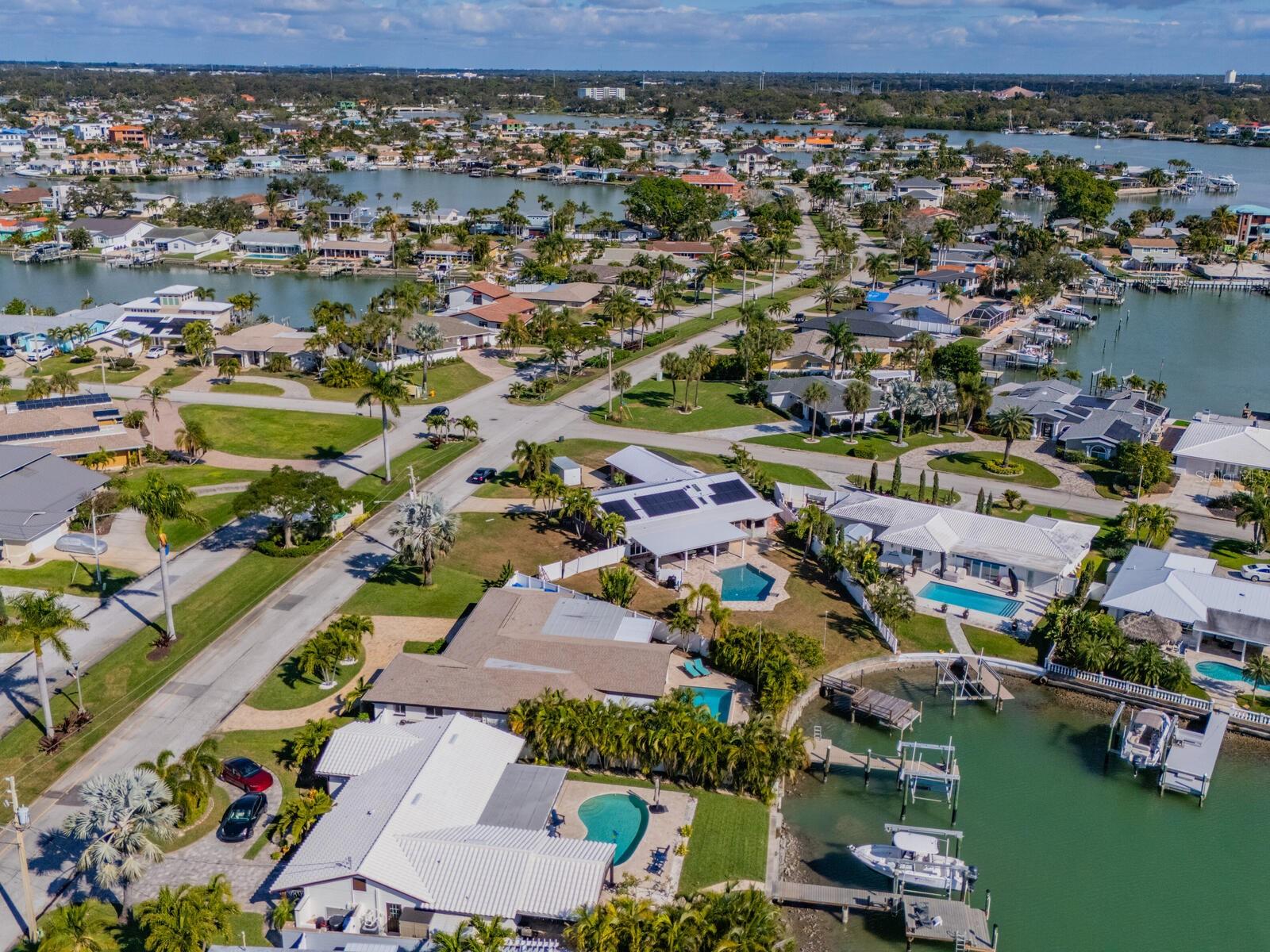 SOUTH CSWY ISLE YACHT CLUB 2ND ADD - Residential