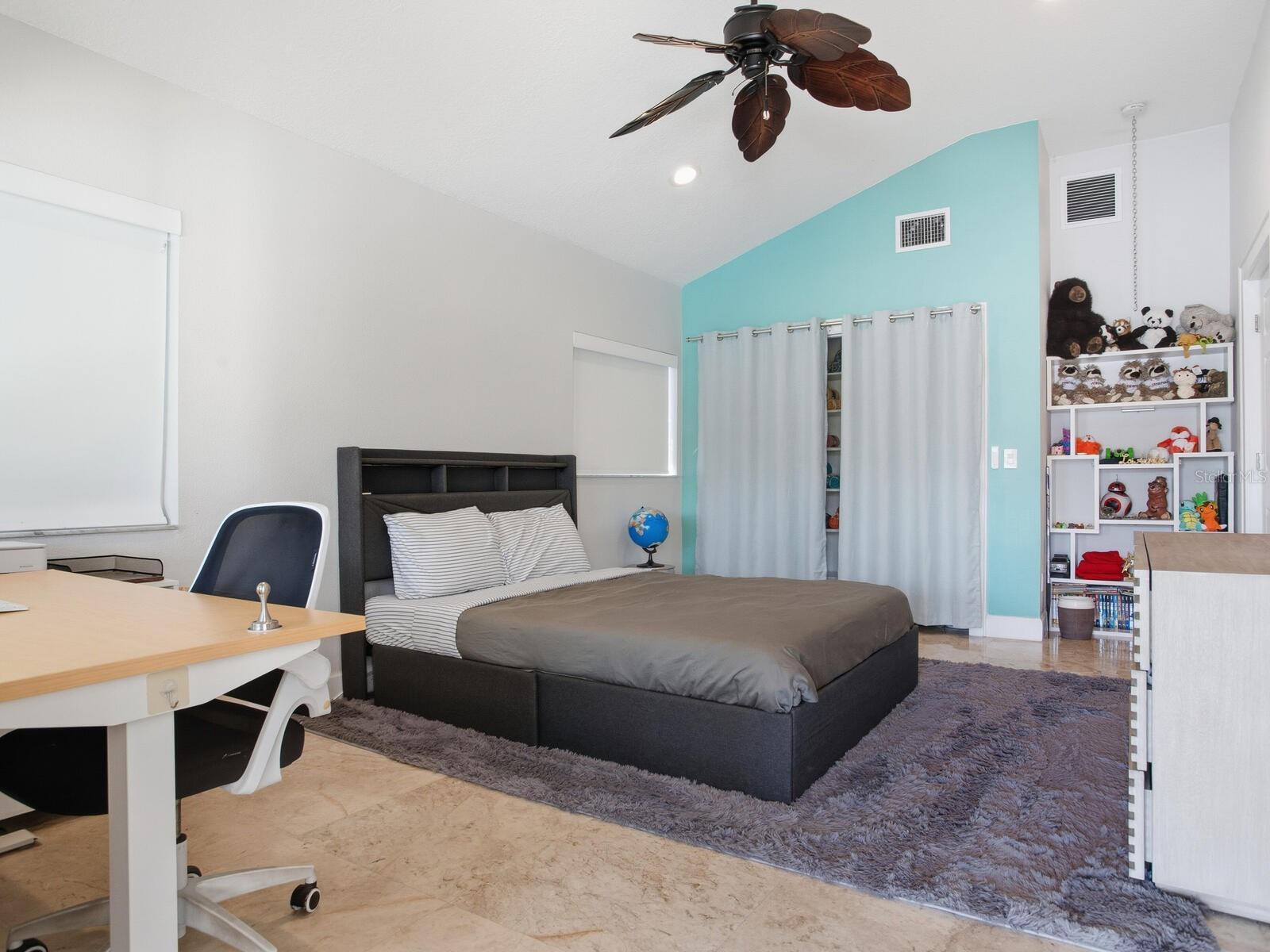 SOUTH CSWY ISLE YACHT CLUB 2ND ADD - Residential