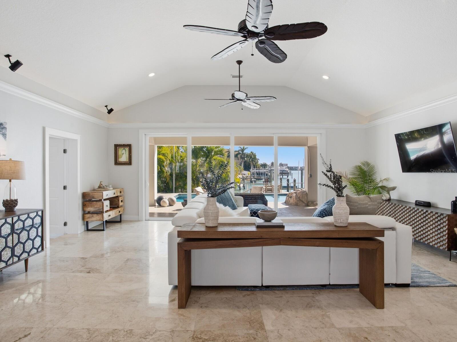 SOUTH CSWY ISLE YACHT CLUB 2ND ADD - Residential