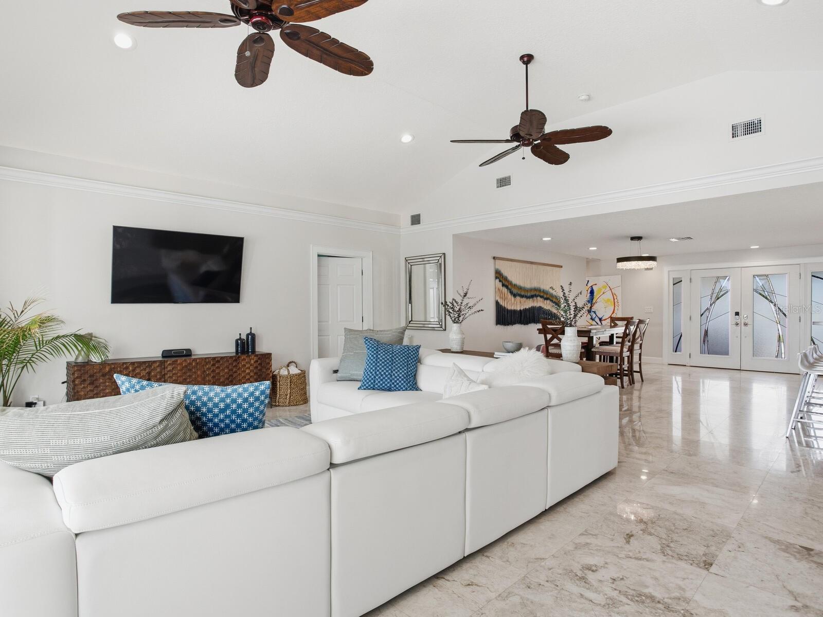 SOUTH CSWY ISLE YACHT CLUB 2ND ADD - Residential