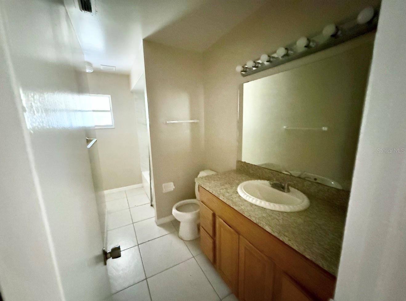 BVL UNIT 3 3RD ADD - Residential Lease