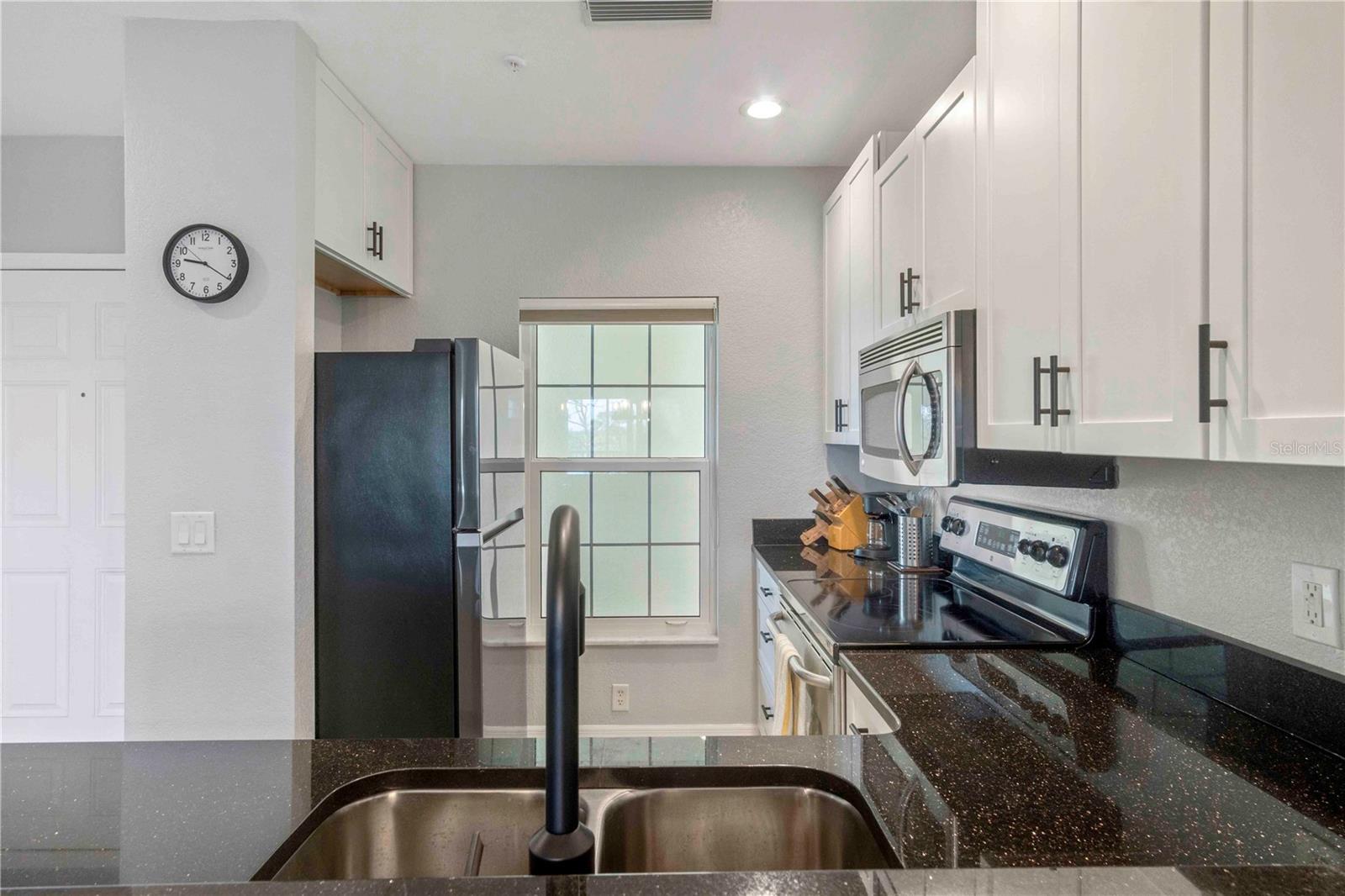 CAPE HAZE RESIDENCE C 7/9 - Residential