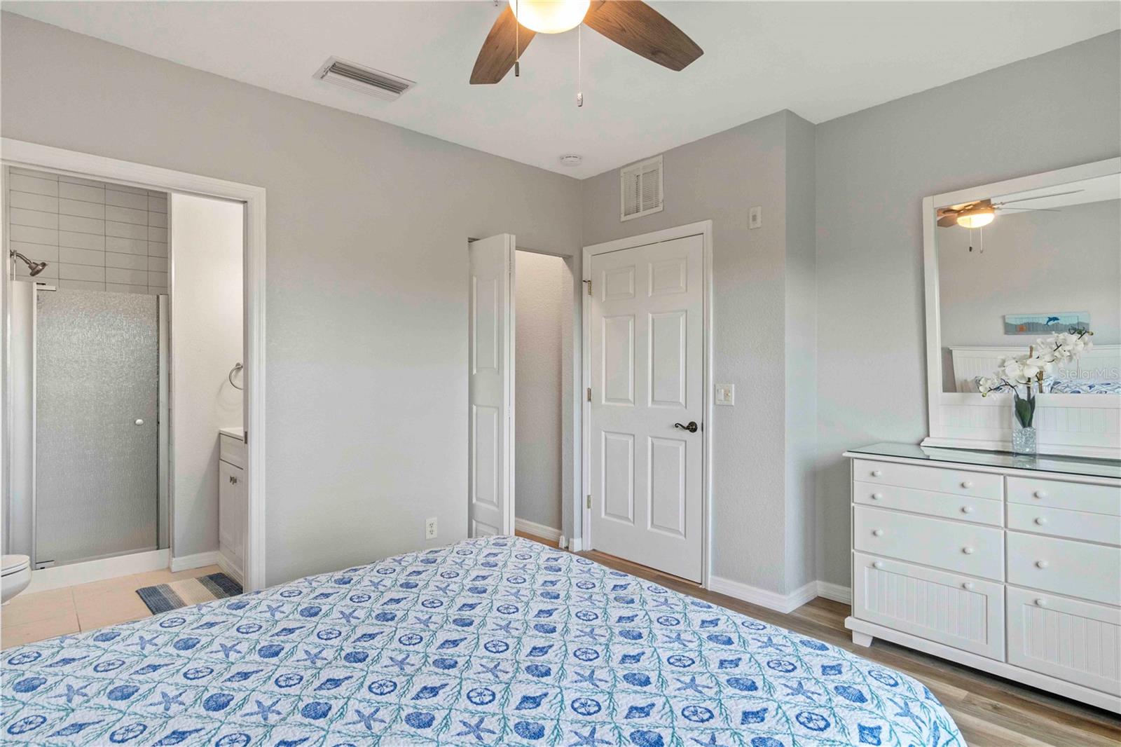 CAPE HAZE RESIDENCE C 7/9 - Residential