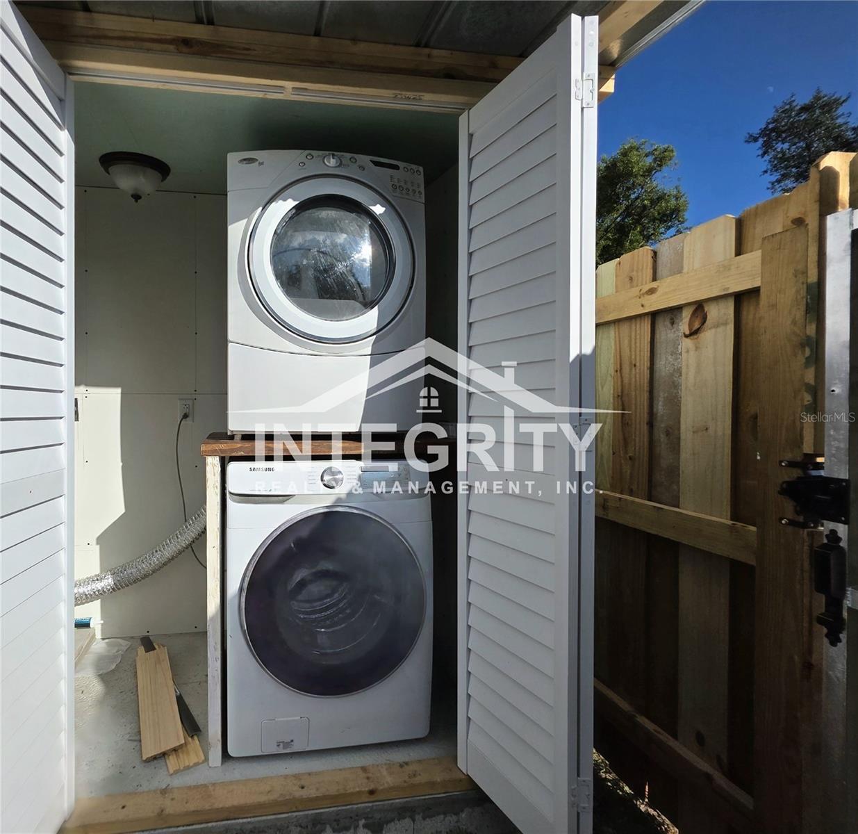 GRANT PARK - Residential Lease