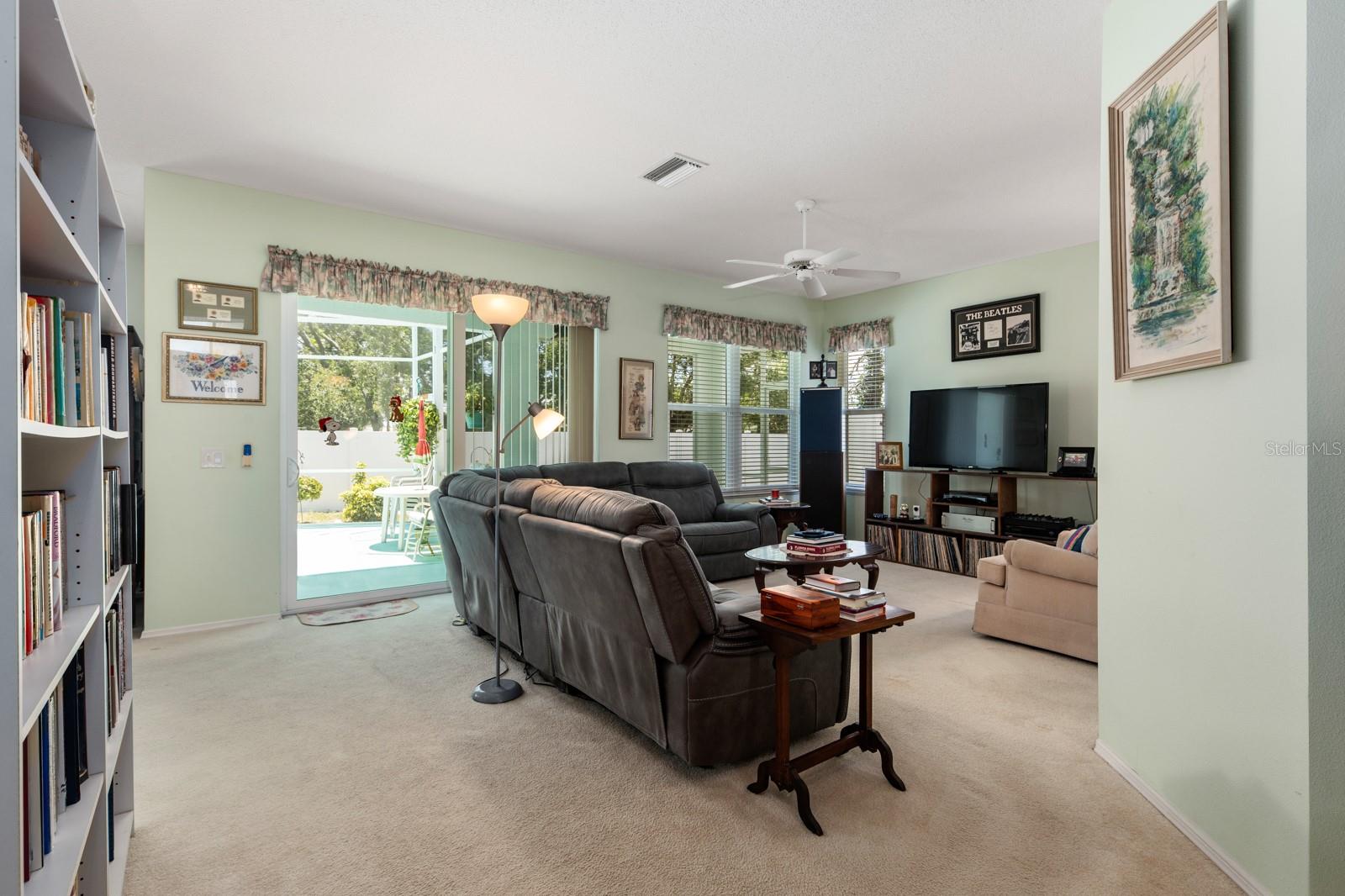 WOODMERE LAKES - Residential