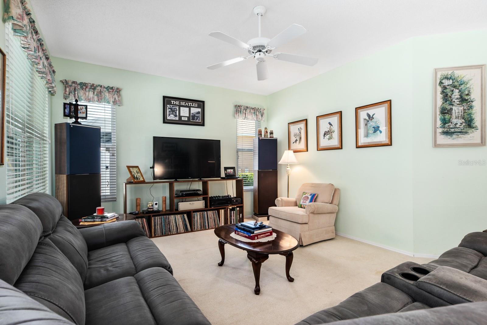 WOODMERE LAKES - Residential