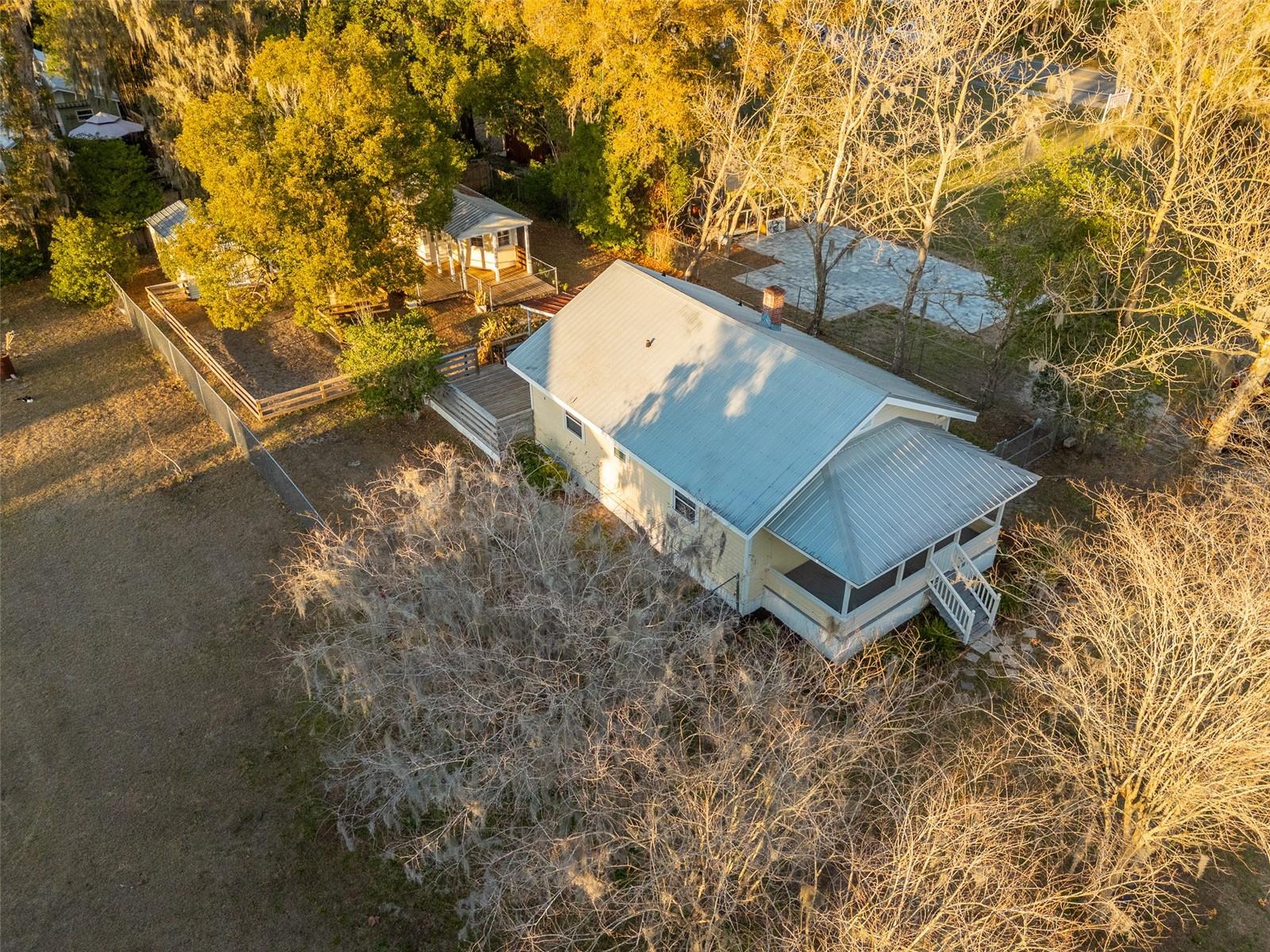 LAKE HELEN BLK 17 &W 1/2 BLK 18 - Residential