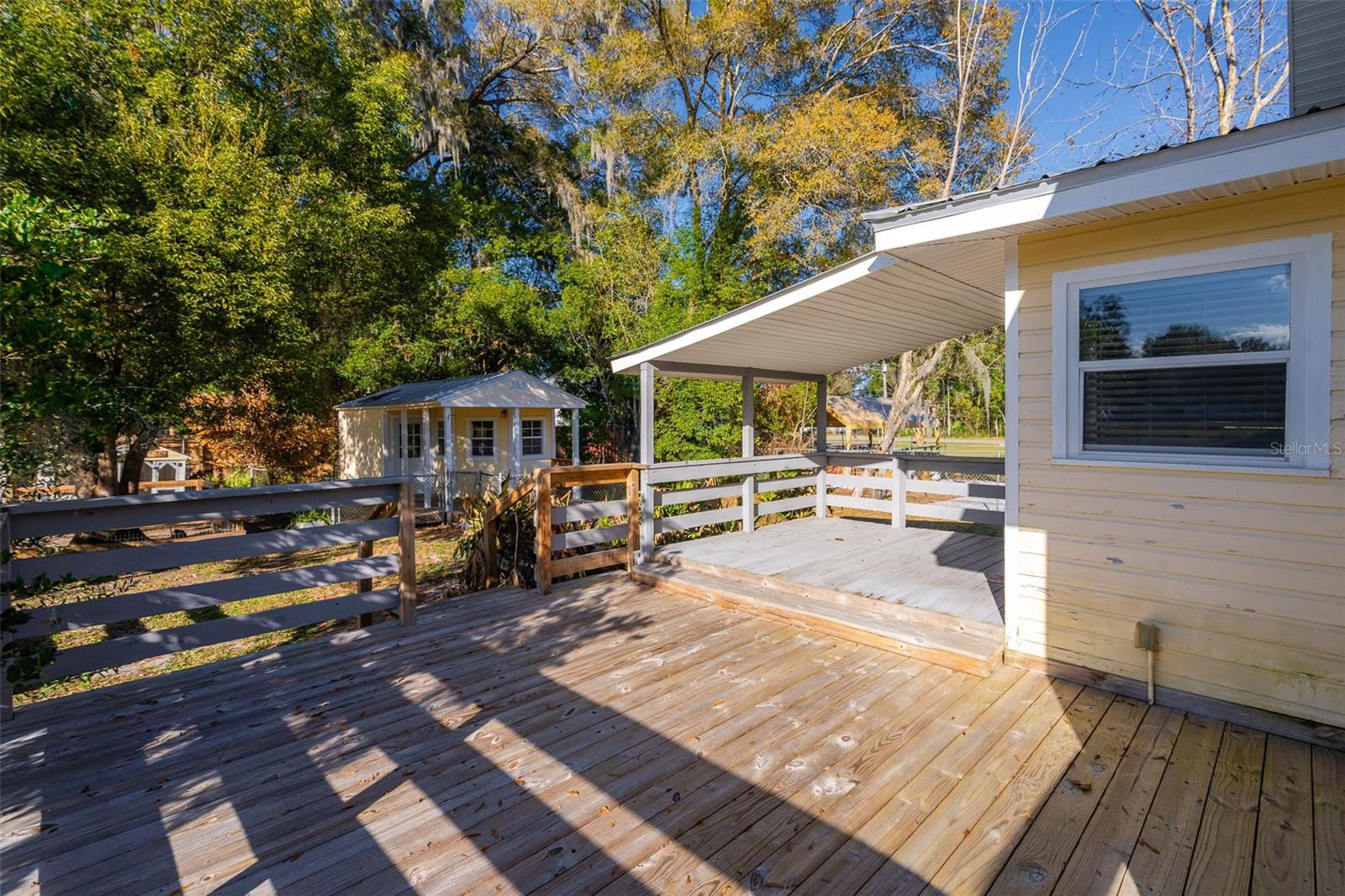 LAKE HELEN BLK 17 &W 1/2 BLK 18 - Residential