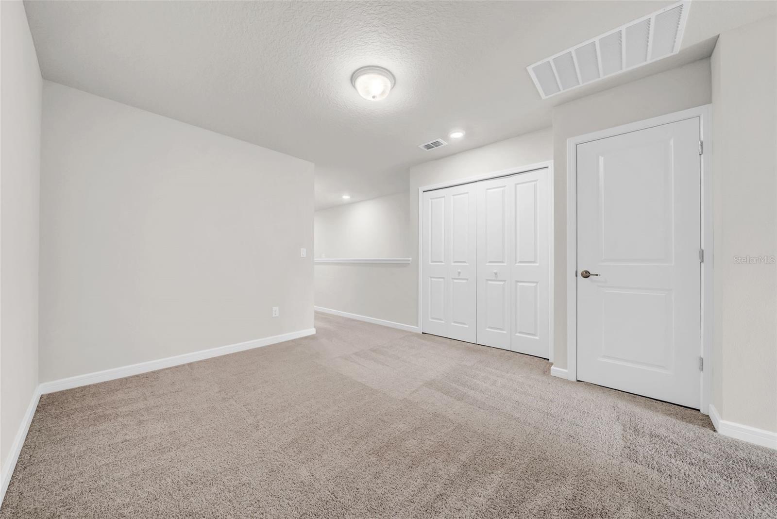 OAKSTEAD TWNHMS - Residential