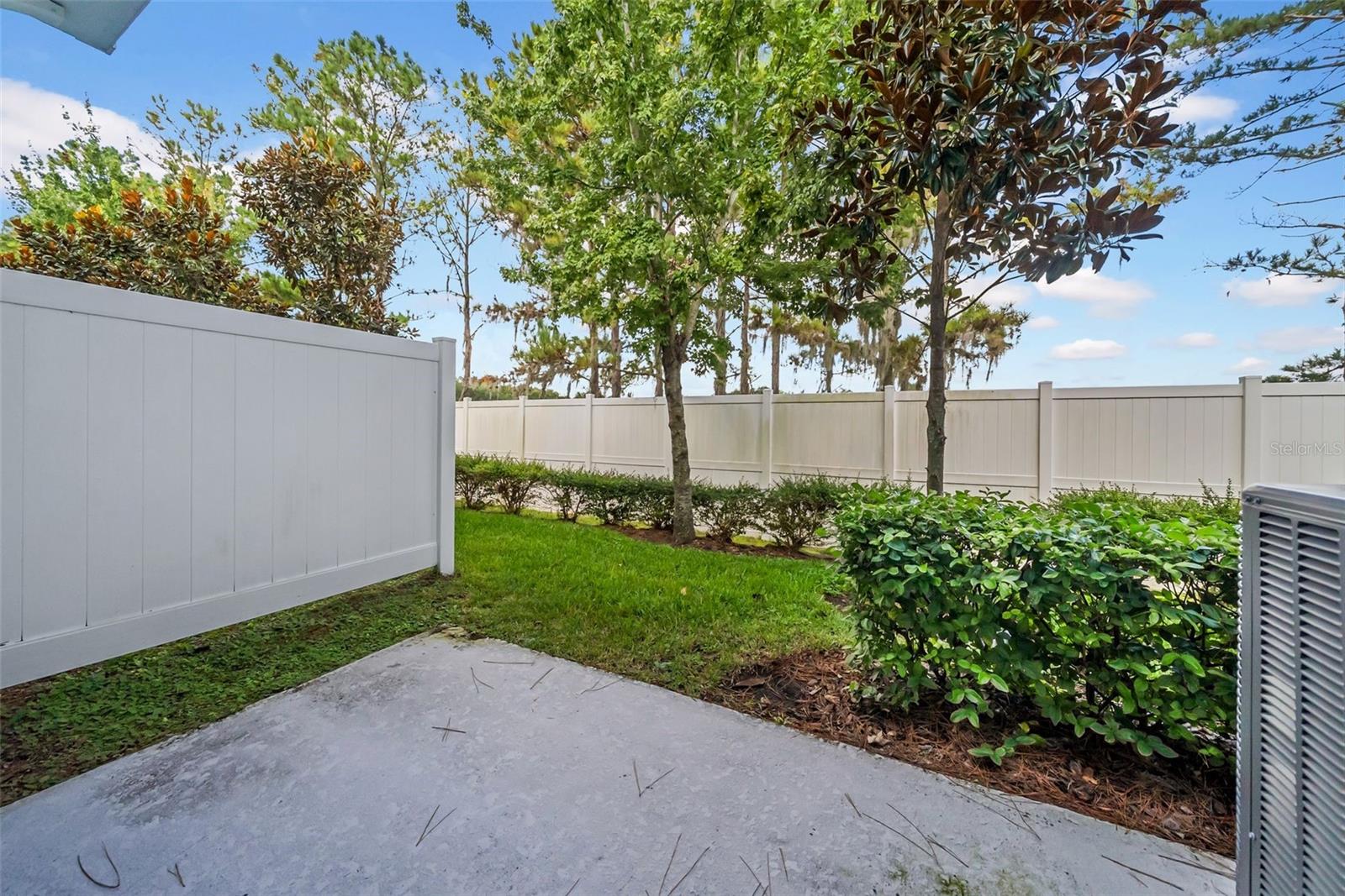 OAKSTEAD TWNHMS - Residential