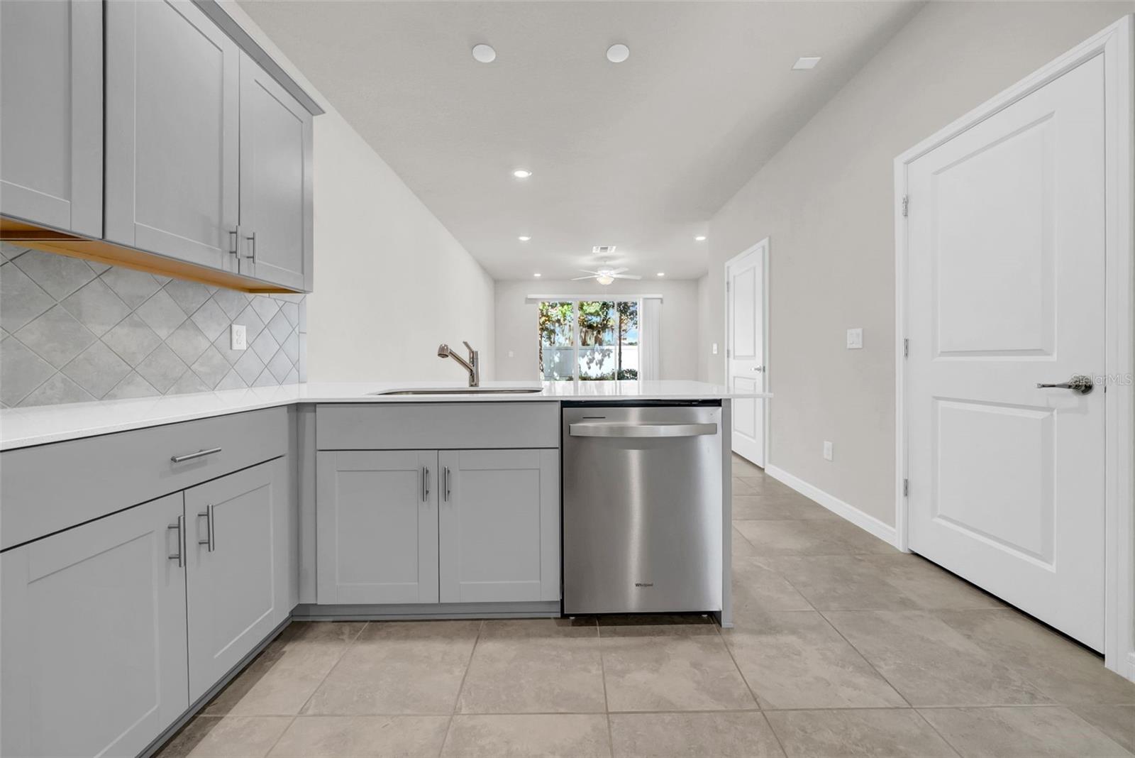 OAKSTEAD TWNHMS - Residential