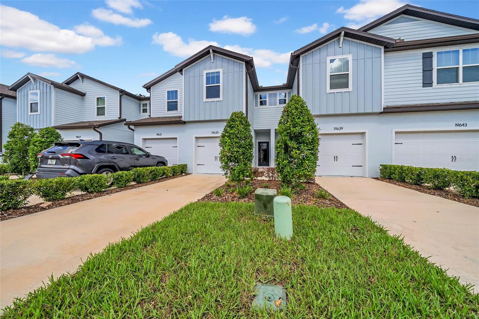 OAKSTEAD TWNHMS - Residential