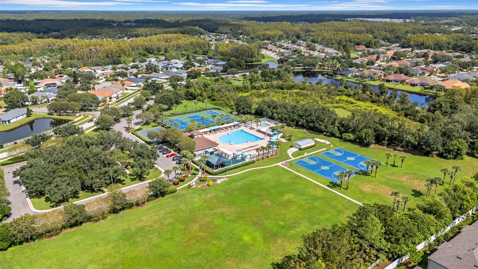 OAKSTEAD TWNHMS - Residential