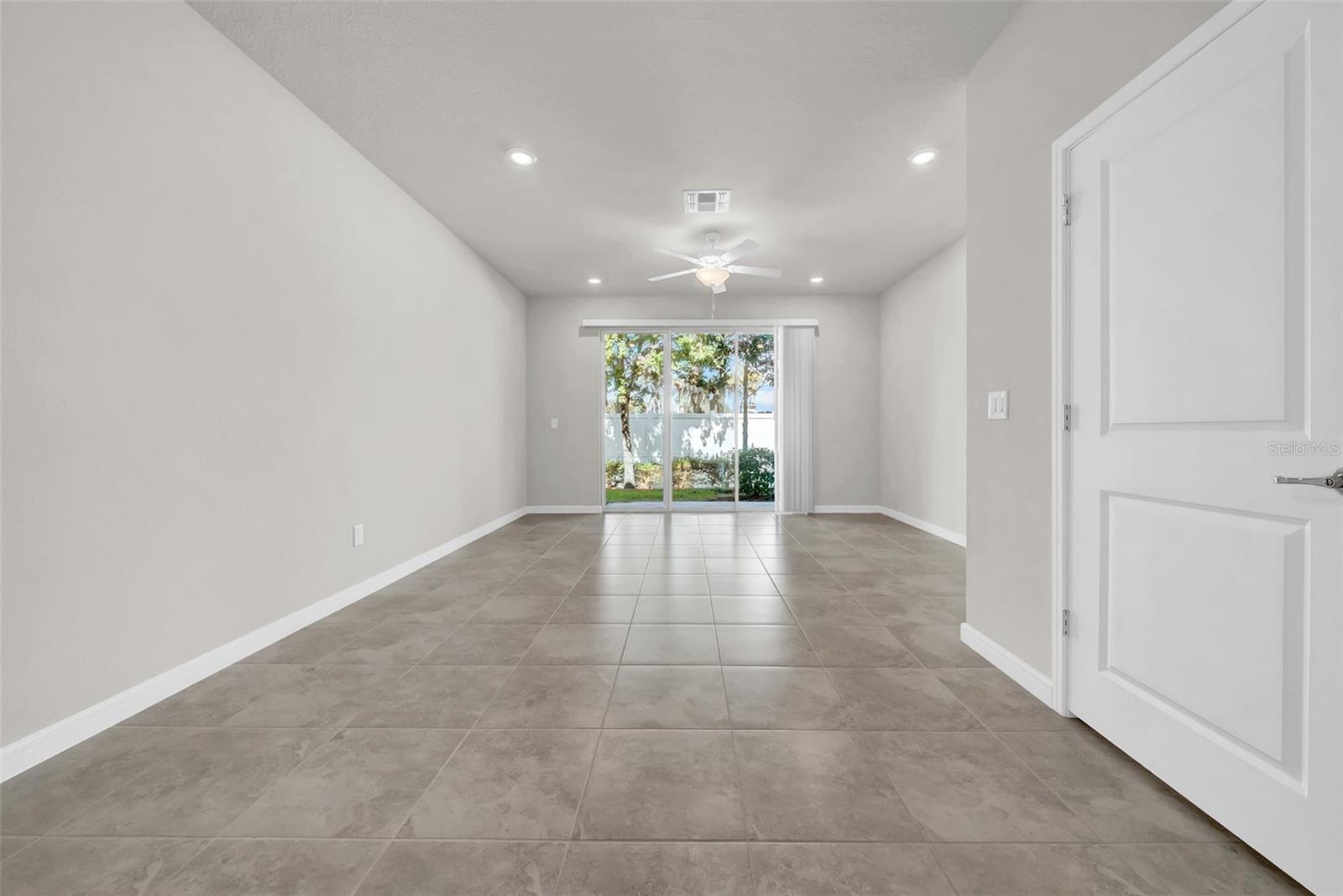 OAKSTEAD TWNHMS - Residential
