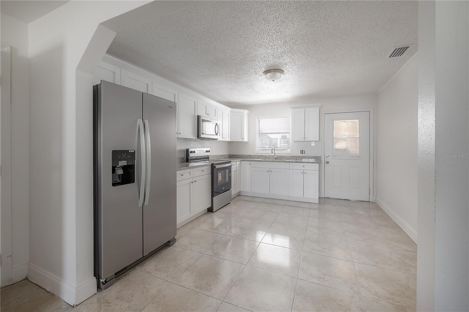 SNOW CAPS - Residential