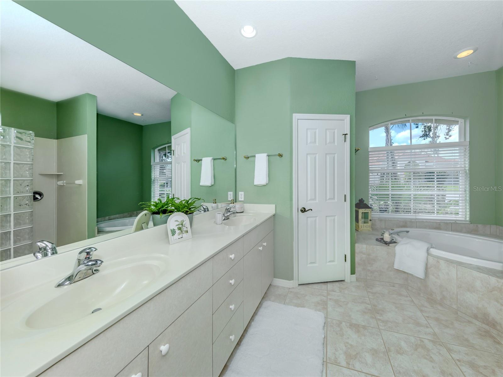BARTON FARMS - Residential