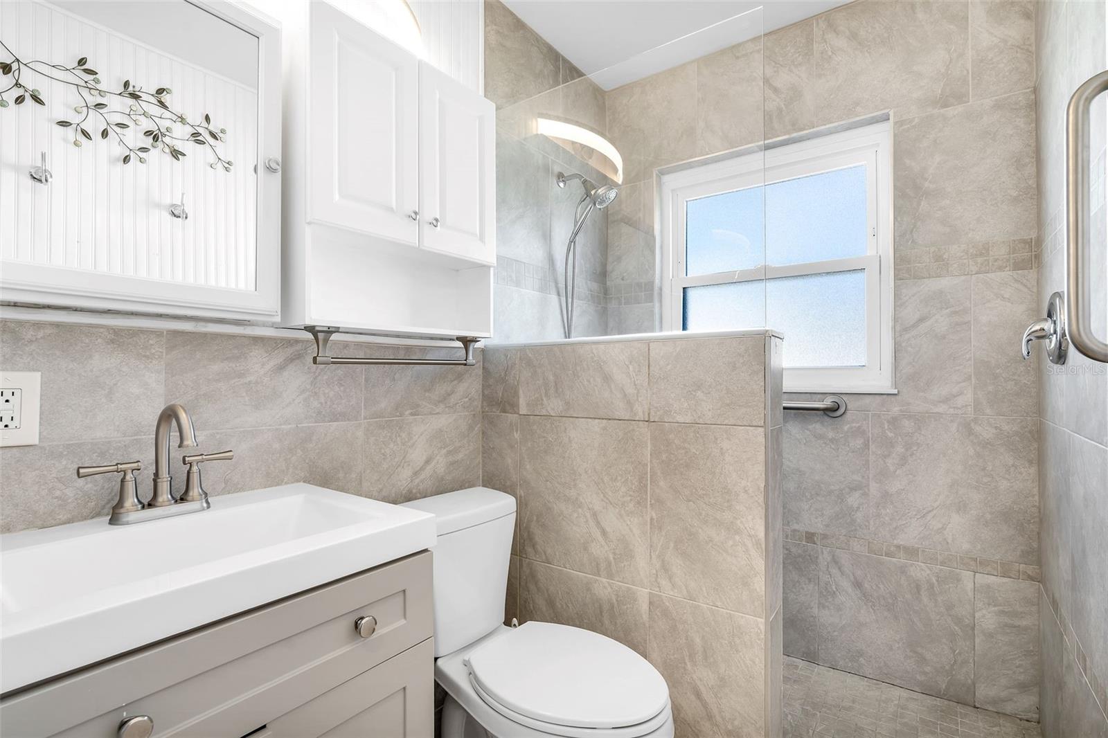 SEMINOLE HILL VILLAS - Residential