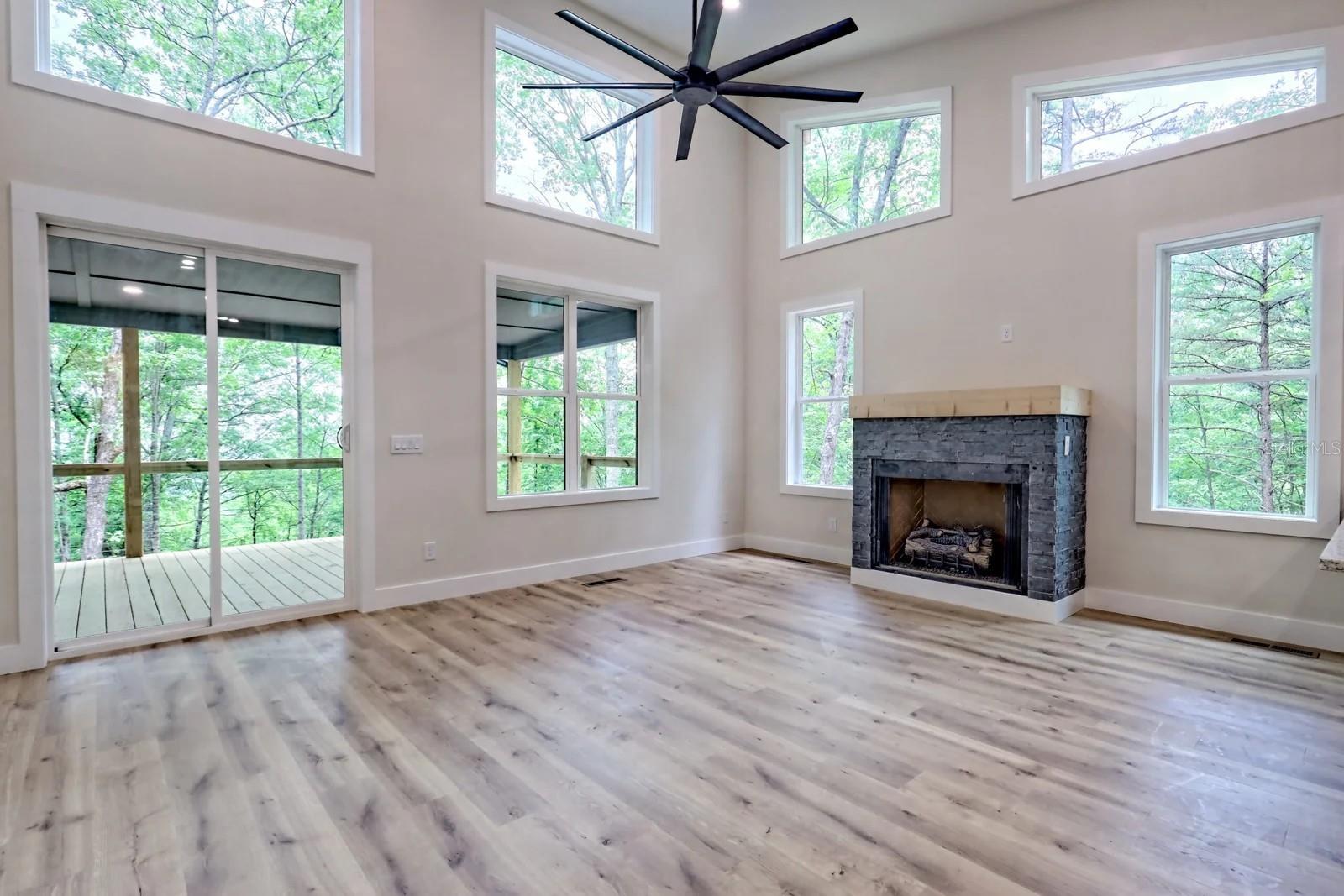 7810 TERRACE OAKS COURT