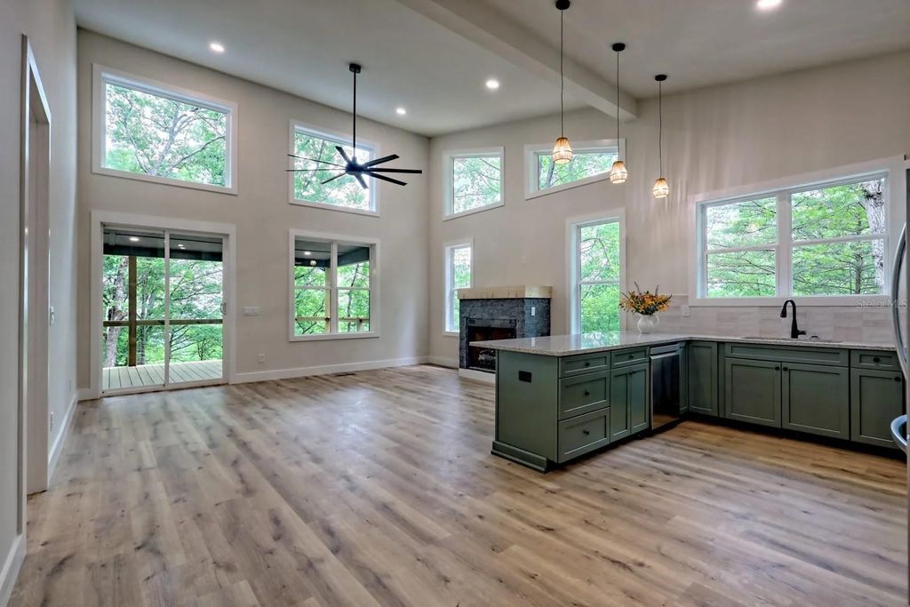 Photo of 7810 Terrace Oaks Court, Temple Terrace, FL 33617 (MLS # TB8429558)