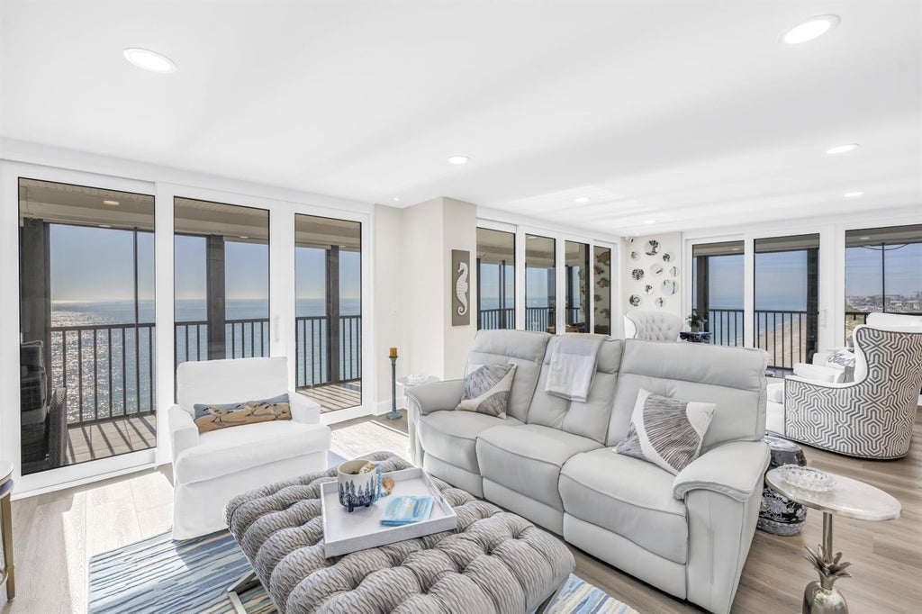 Photo of 15462 Gulf Boulevard #1006, Madeira Beach, FL 33708 (MLS # TB8556397)