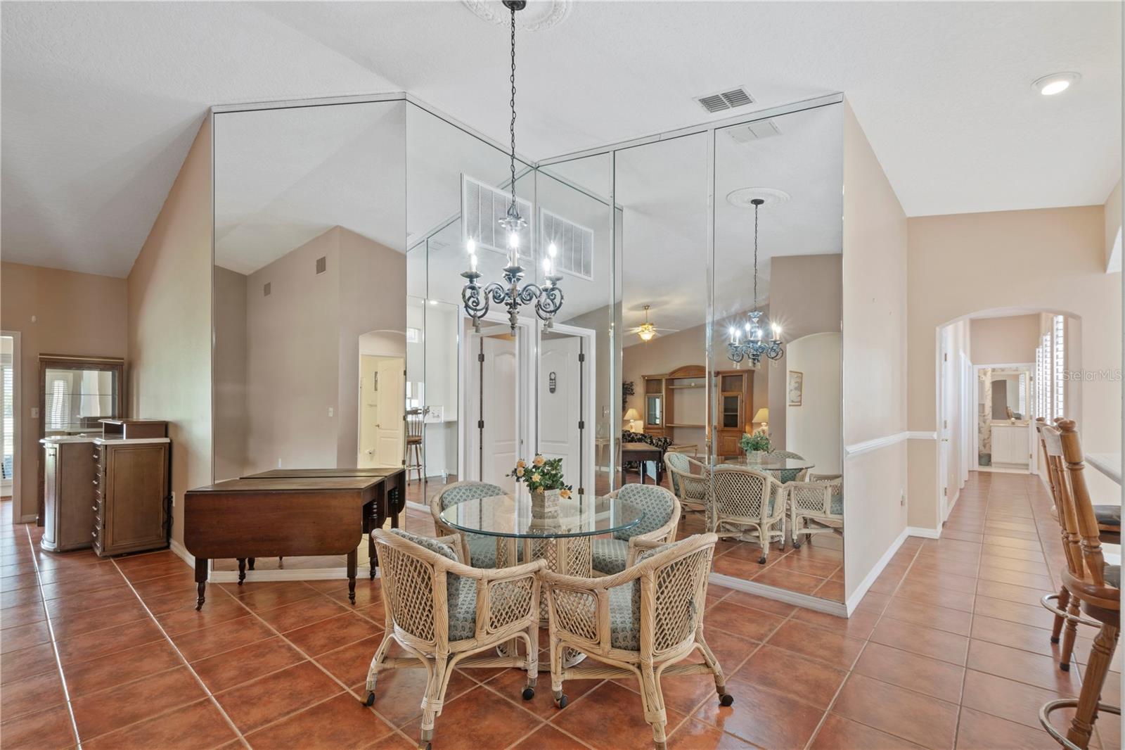 COUNTRY CLUB VILLAGE PH 3 - Residential