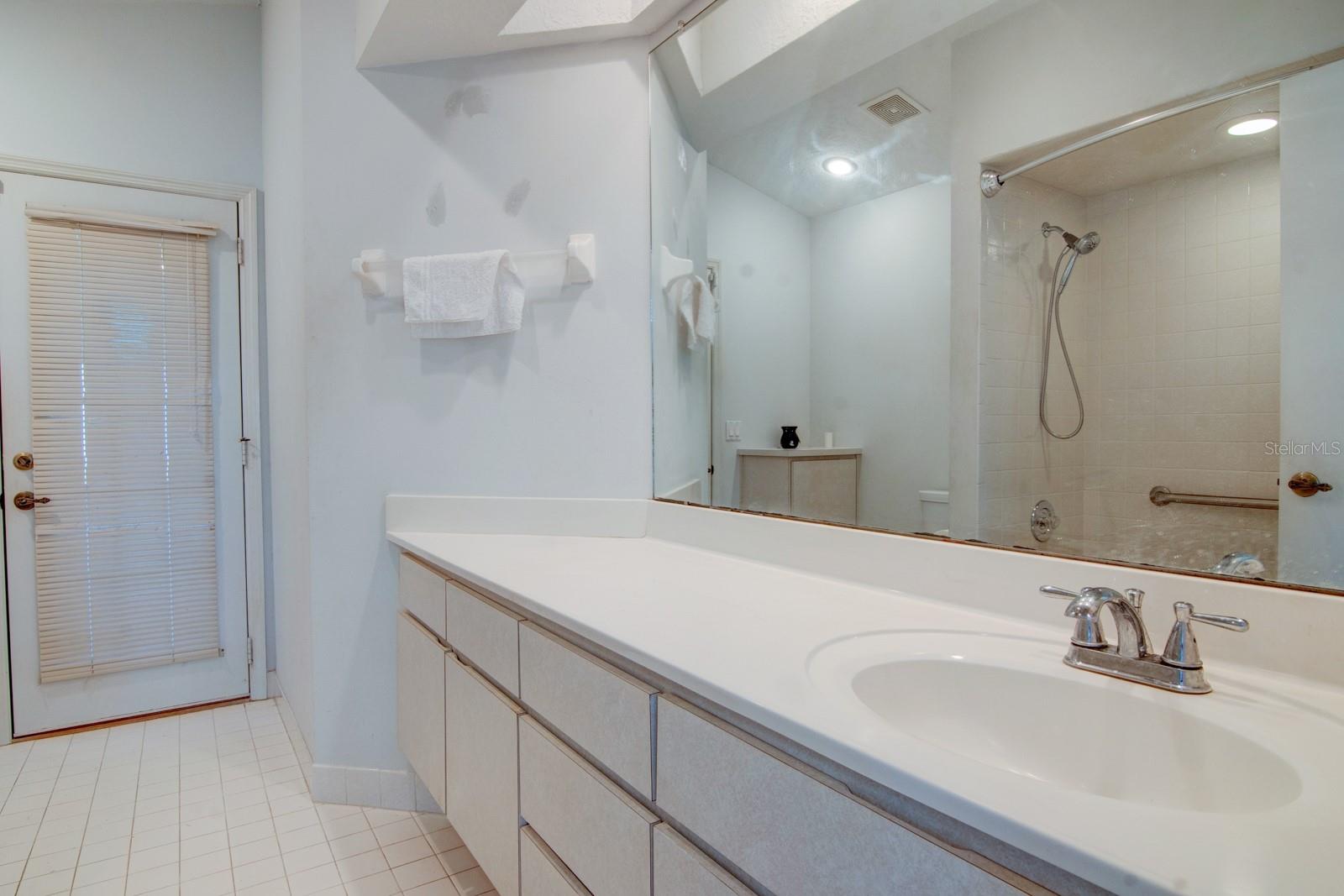 OAK RIDGE PHASE TWO - Residential