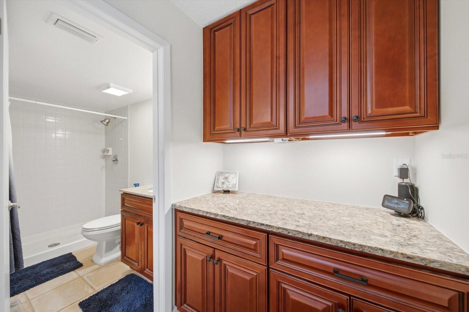 CRYSTAL LAKE CONDO BLDG 3301, UNIT M - Residential