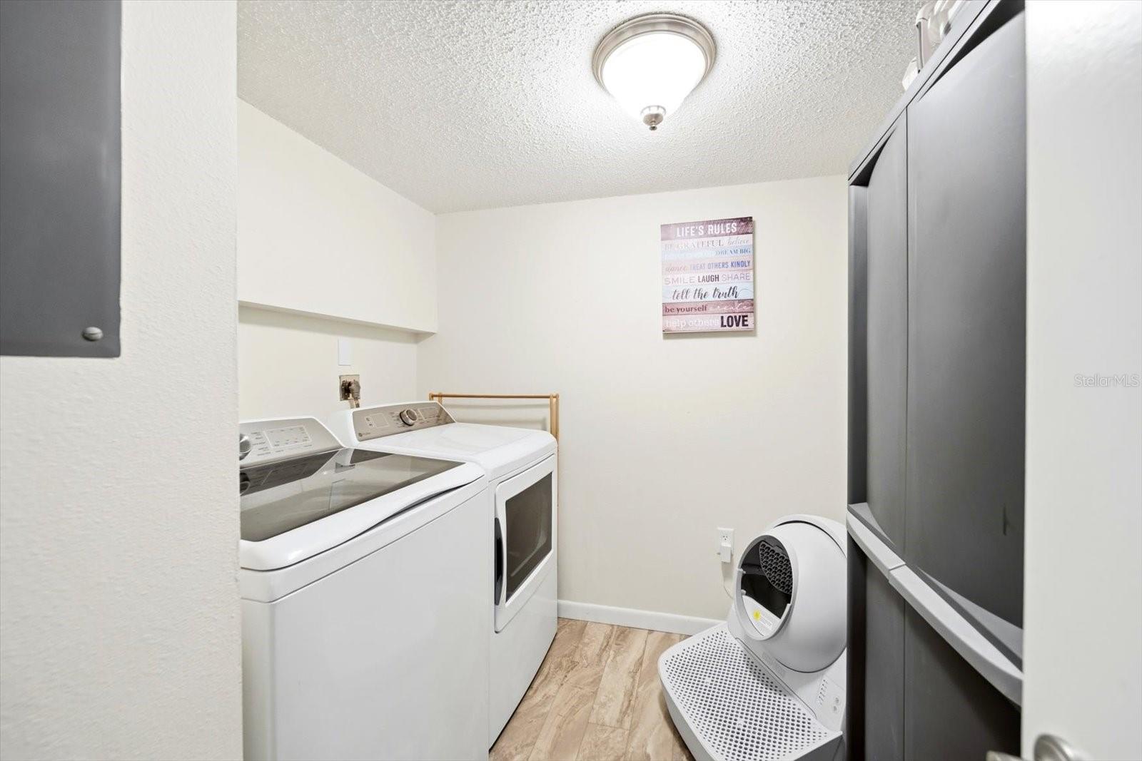 CRYSTAL LAKE CONDO BLDG 3301, UNIT M - Residential