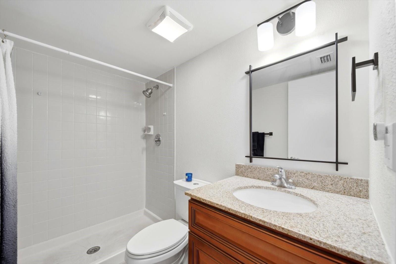 CRYSTAL LAKE CONDO BLDG 3301, UNIT M - Residential