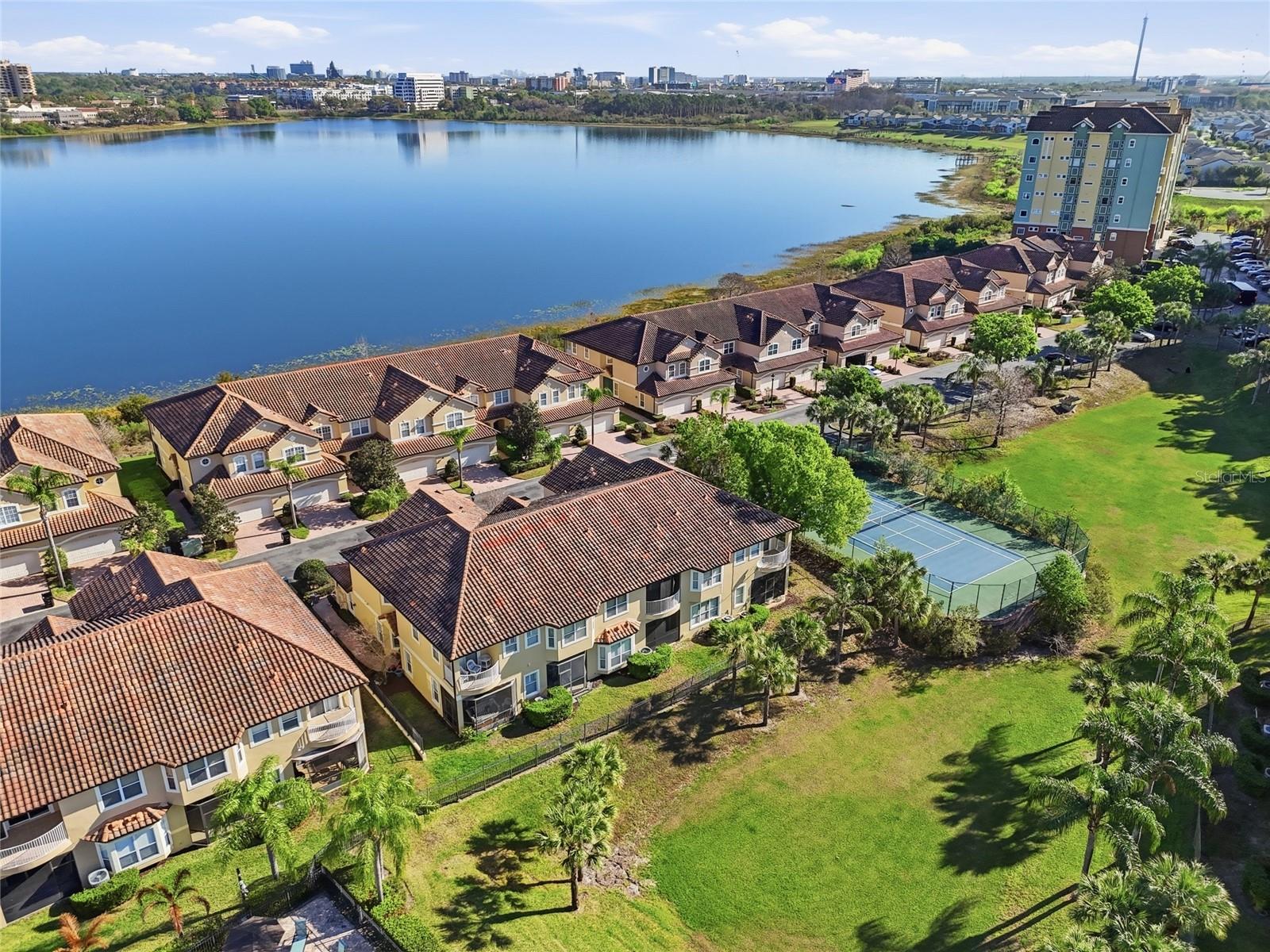 VIZCAYA HEIGHTS CONDO OR 6575 1315 - Residential