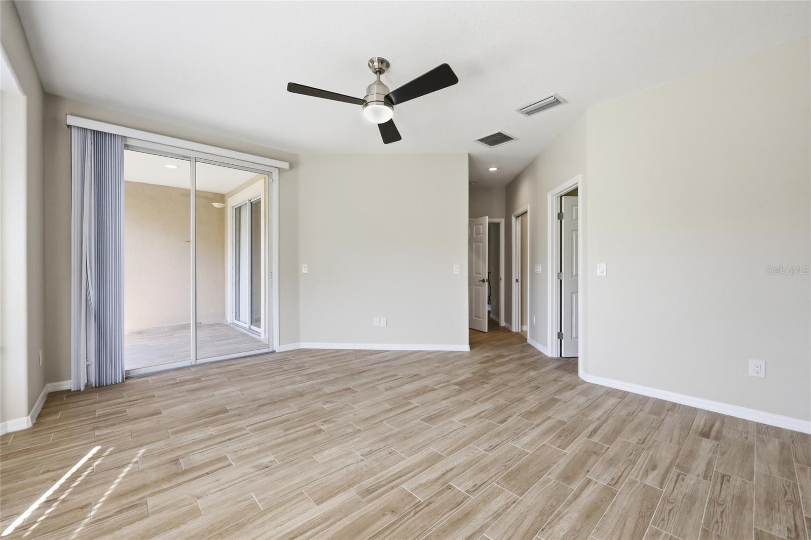 VIZCAYA HEIGHTS CONDO OR 6575 1315 - Residential