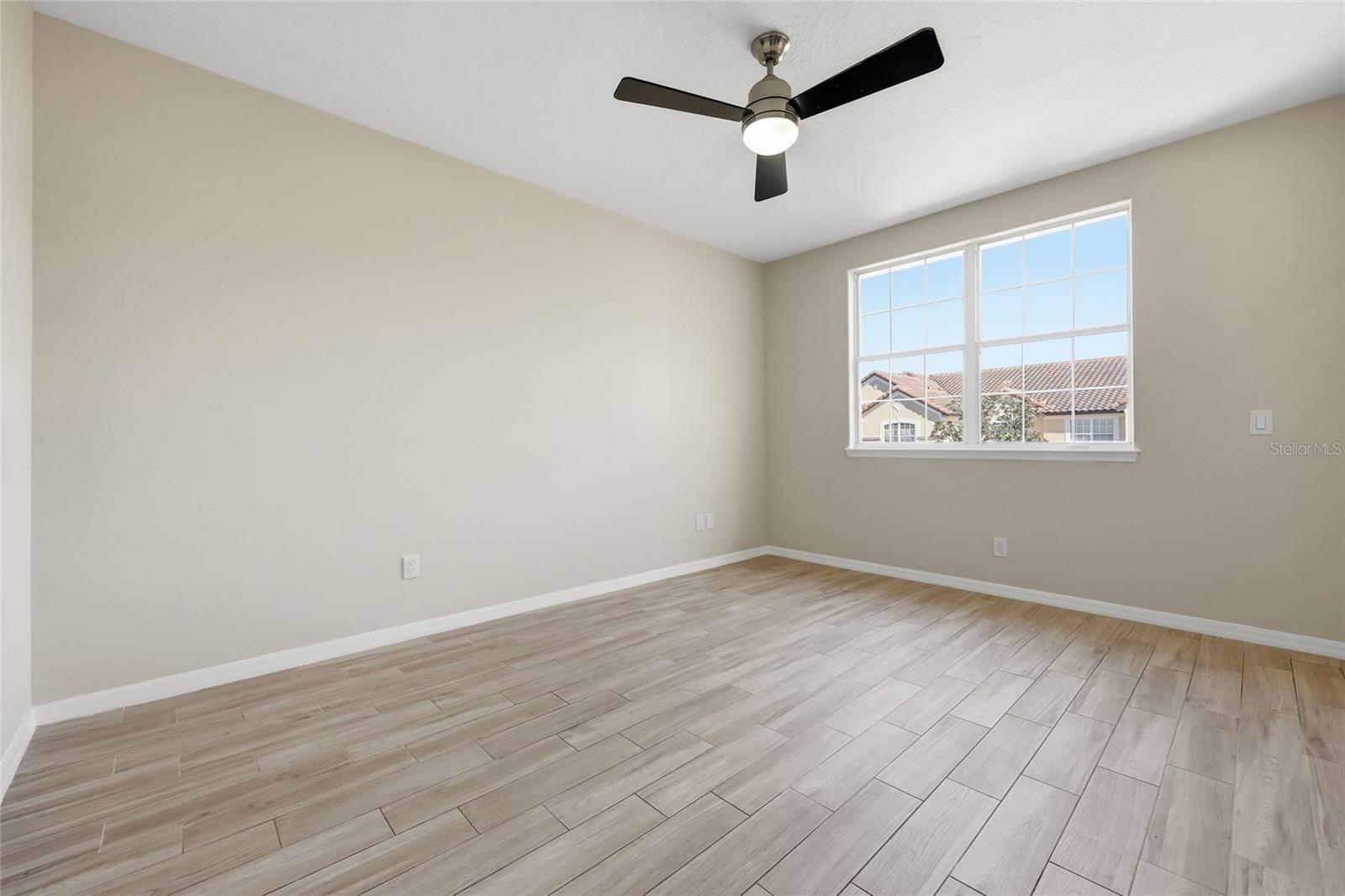 VIZCAYA HEIGHTS CONDO OR 6575 1315 - Residential