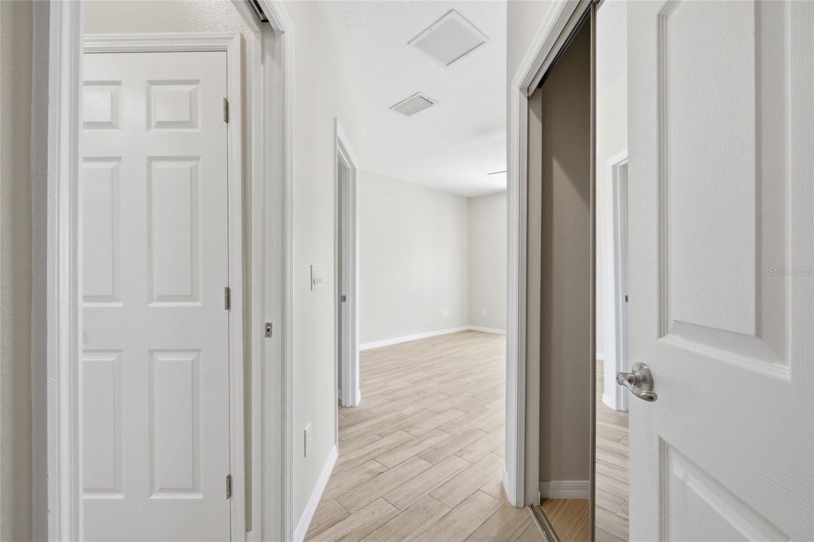 VIZCAYA HEIGHTS CONDO OR 6575 1315 - Residential